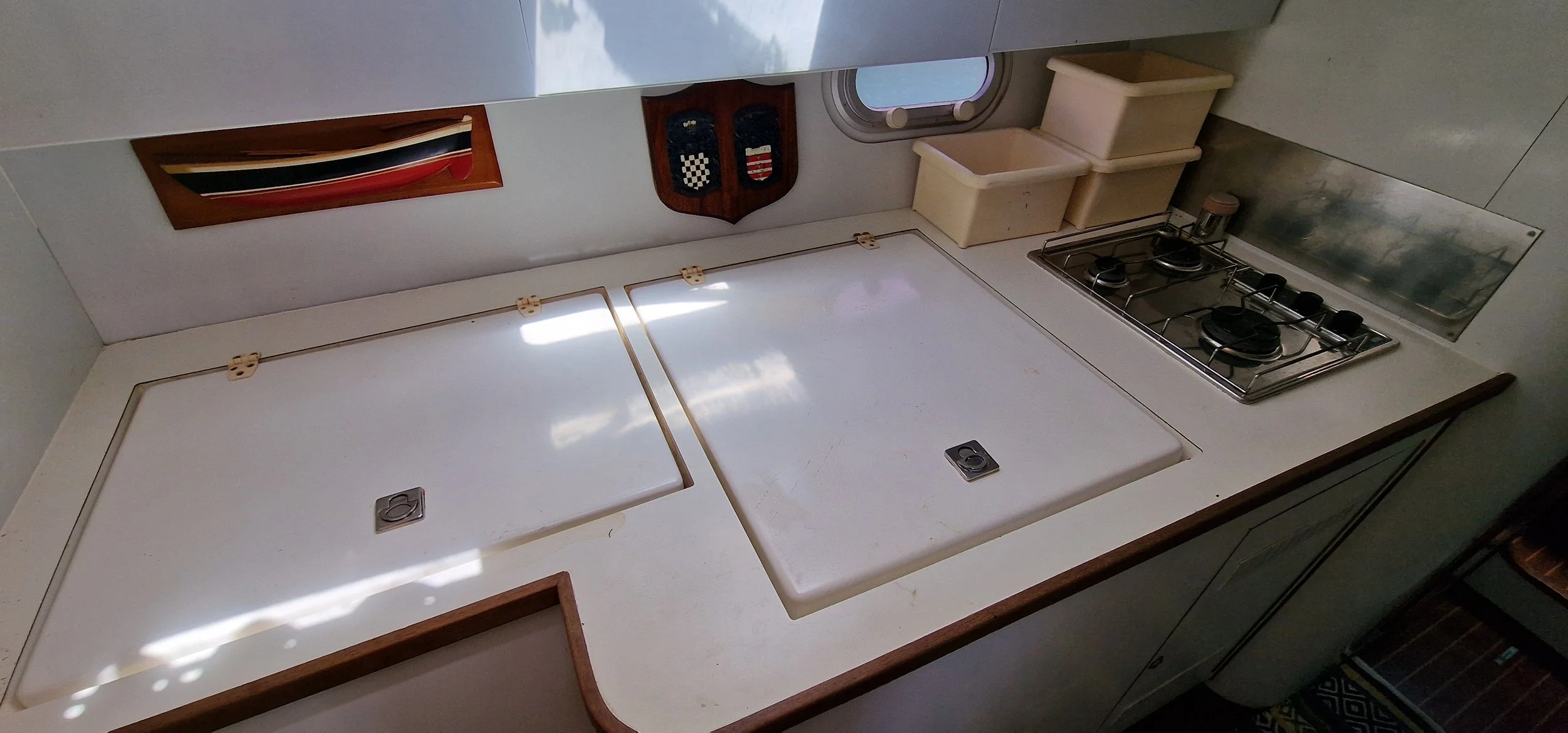 FOR SALE / LAMBADA: Lagoon 47 VPLP Catamaran. VPLP, JTA, Jeanneau Techniques Avancées, Van Peteghem/Lauriot-Prevost, Classic Cruising Catamaran, Classic Lagoon