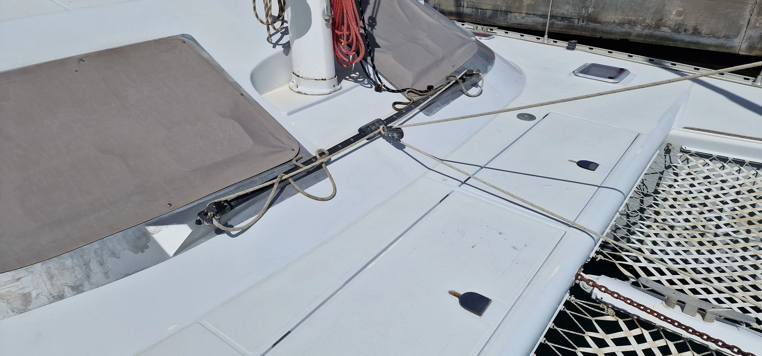 FOR SALE / LAMBADA: Lagoon 47 VPLP Catamaran. VPLP, JTA, Jeanneau Techniques Avancées, Van Peteghem/Lauriot-Prevost, Classic Cruising Catamaran, Classic Lagoon