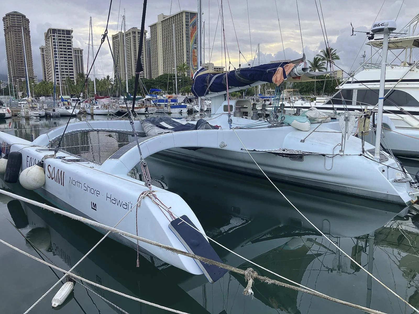 FOR SALE / FA'AMU SAMI: Kurt Hughes 46' Trimaran