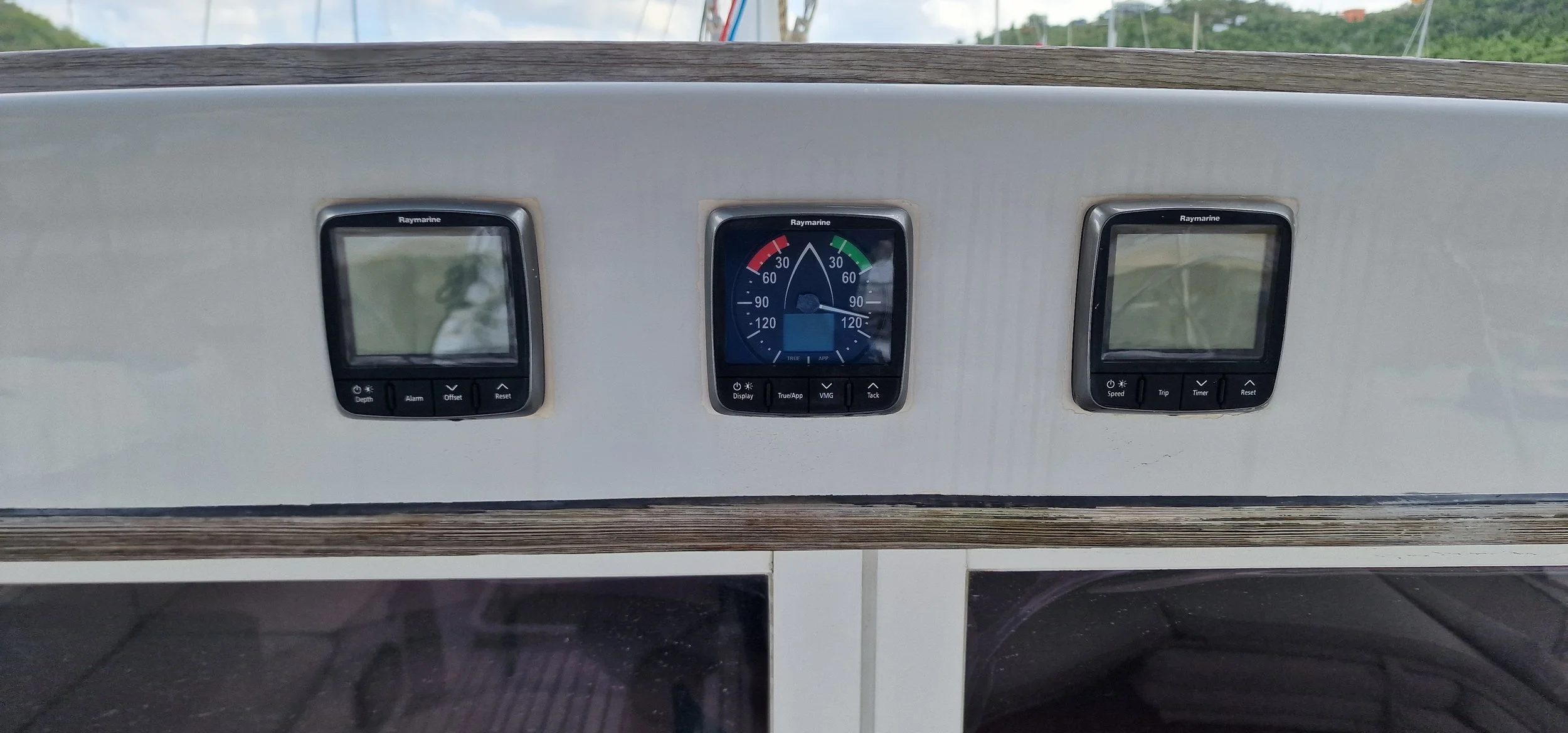 FOR SALE / LAMBADA: Lagoon 47 VPLP Catamaran. VPLP, JTA, Jeanneau Techniques Avancées, Van Peteghem/Lauriot-Prevost, Classic Cruising Catamaran, Classic Lagoon