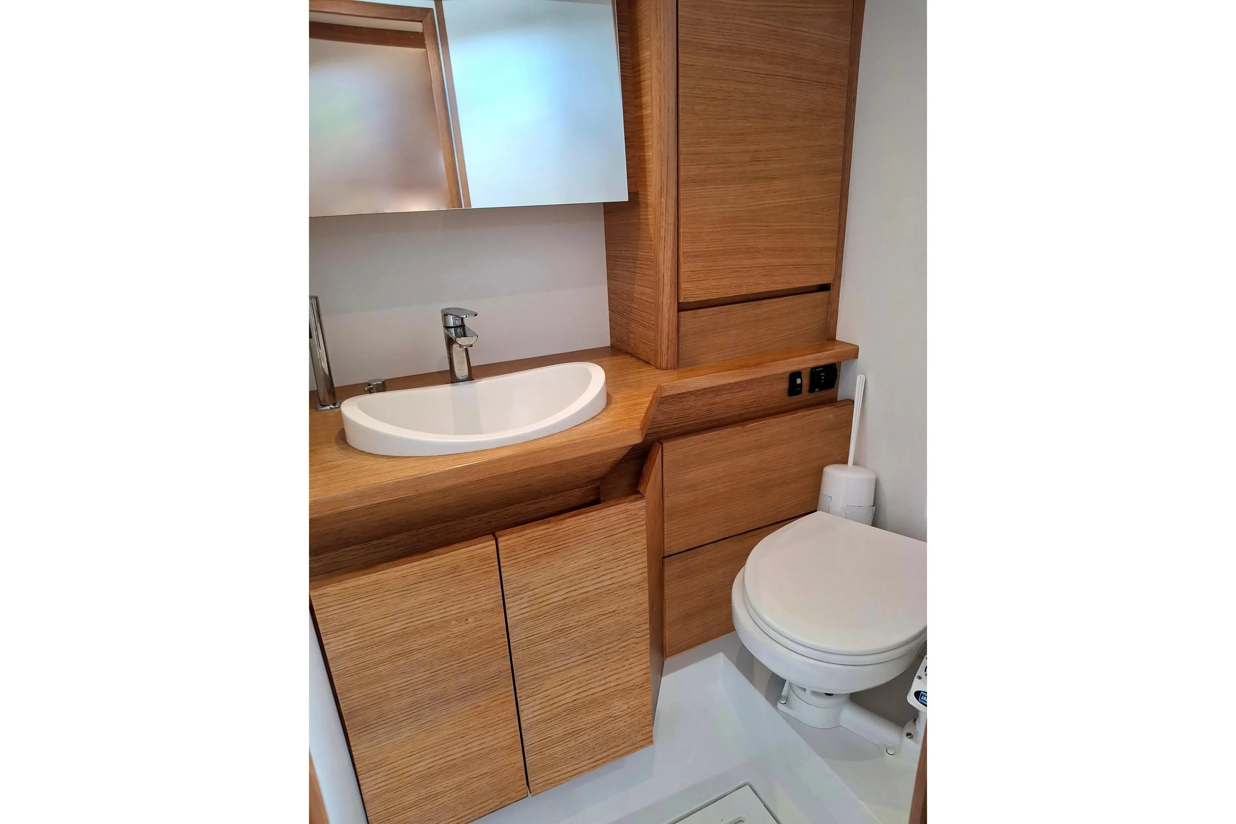FOR SALE / NAUSICAA: 2022 Solaris 44, Javier Soto Acebal, 3-Studio & Solaris Design Team, Solaris Design Team
