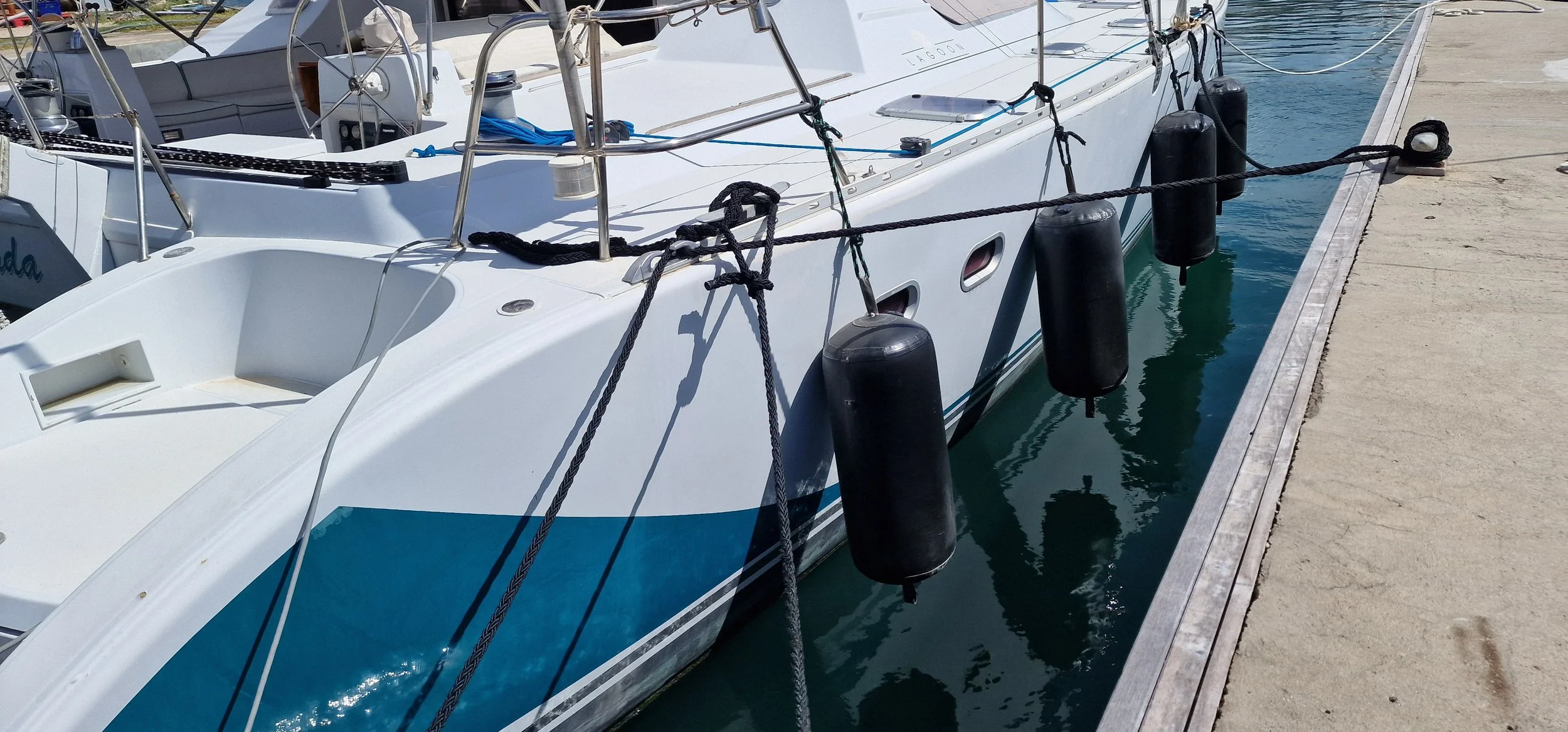 FOR SALE / LAMBADA: Lagoon 47 VPLP Catamaran. VPLP, JTA, Jeanneau Techniques Avancées, Van Peteghem/Lauriot-Prevost, Classic Cruising Catamaran, Classic Lagoon