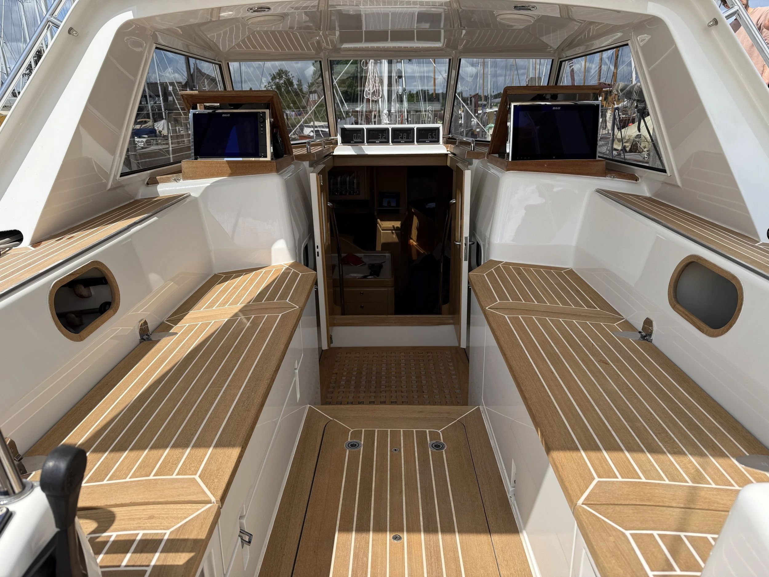 FOR SALE / VIRGIN LUCIA: 1997 Van de Stadt 56 w/ Lifting Keel, Spiroships Netherlands, Performance Cruiser