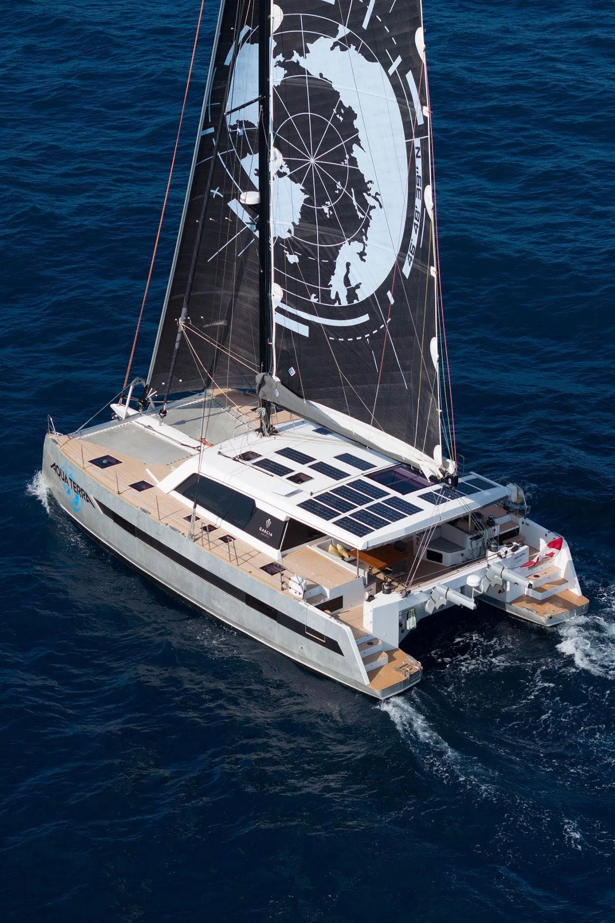 FOR SALE / AQUA TERRA I: Explocat 52, Aqua Terra I, Explocat 52², Garcia Yachts, Pierre Delion Naval Architect, Expedition Catamaran, Aluminium Cat