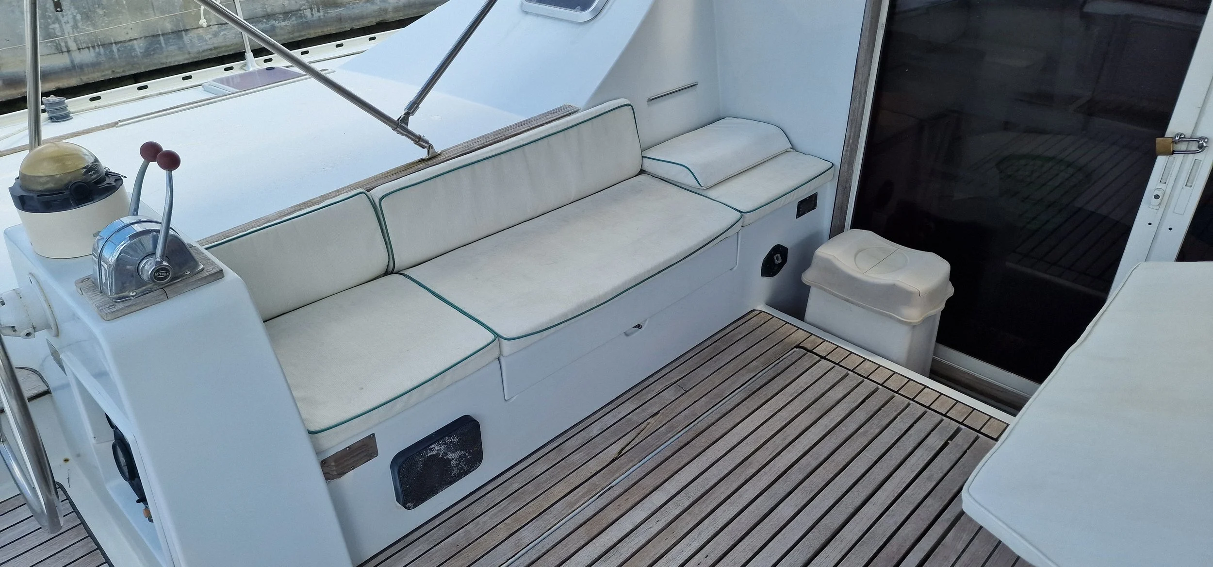 FOR SALE / LAMBADA: Lagoon 47 VPLP Catamaran. VPLP, JTA, Jeanneau Techniques Avancées, Van Peteghem/Lauriot-Prevost, Classic Cruising Catamaran, Classic Lagoon