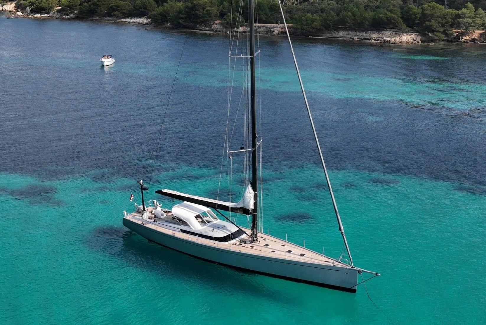FOR SALE / LA LOÉVIE SWAN 76 DS, La Loévie, Nautor Swan 76 DS w/ Lifting Keel, Luca Brenta Yacht Design, Carbon Fiber High Performance Sailing Yacht