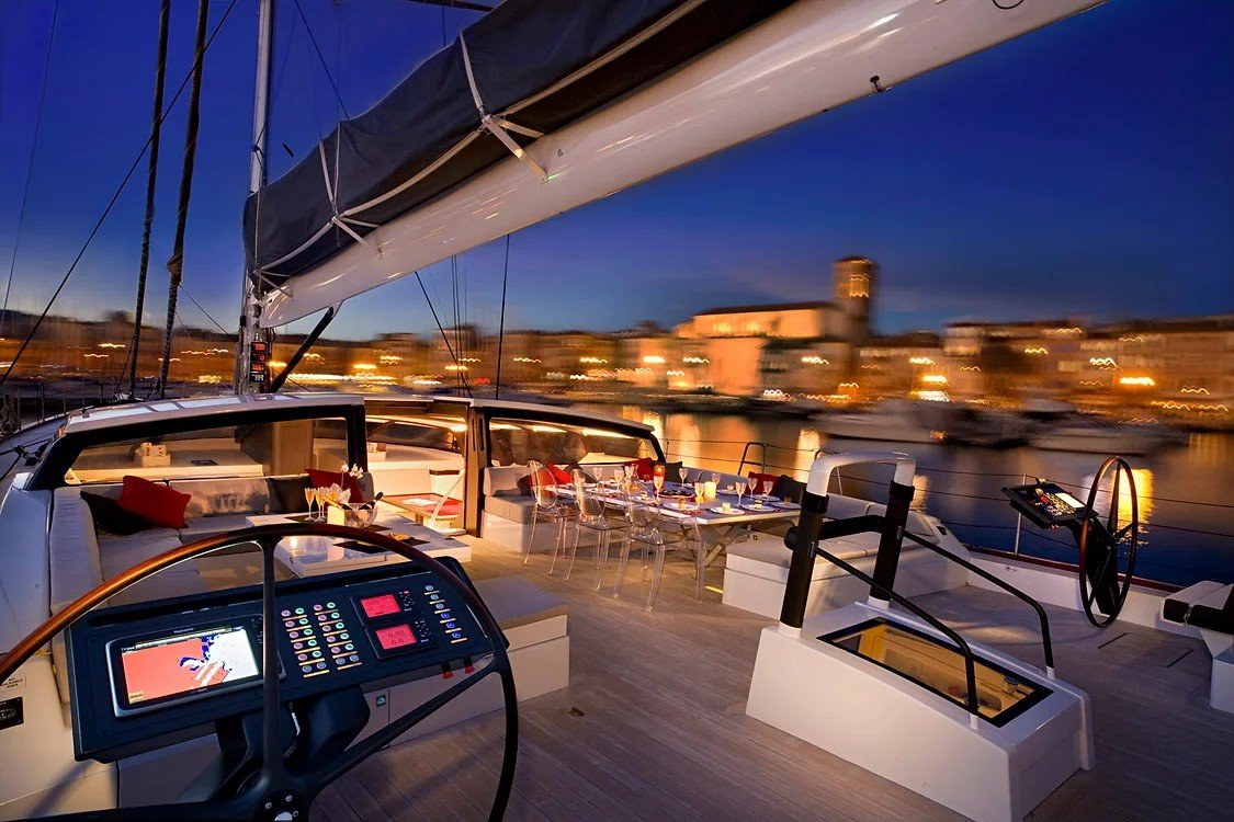 FOR SALE / NOMAD IV: Maxi Dolphin FC³ 100, Nomad IV, Maxi Dolphin, MD100, Finot-Conq, Pierre Frutschi, Pierre Forgia, Luca Botter, FC3 100, FC100, FC³ 100, Fast Cruising Yacht, Luxury Cruiser, Performance Monohull, Luxury Yacht, Superyacht