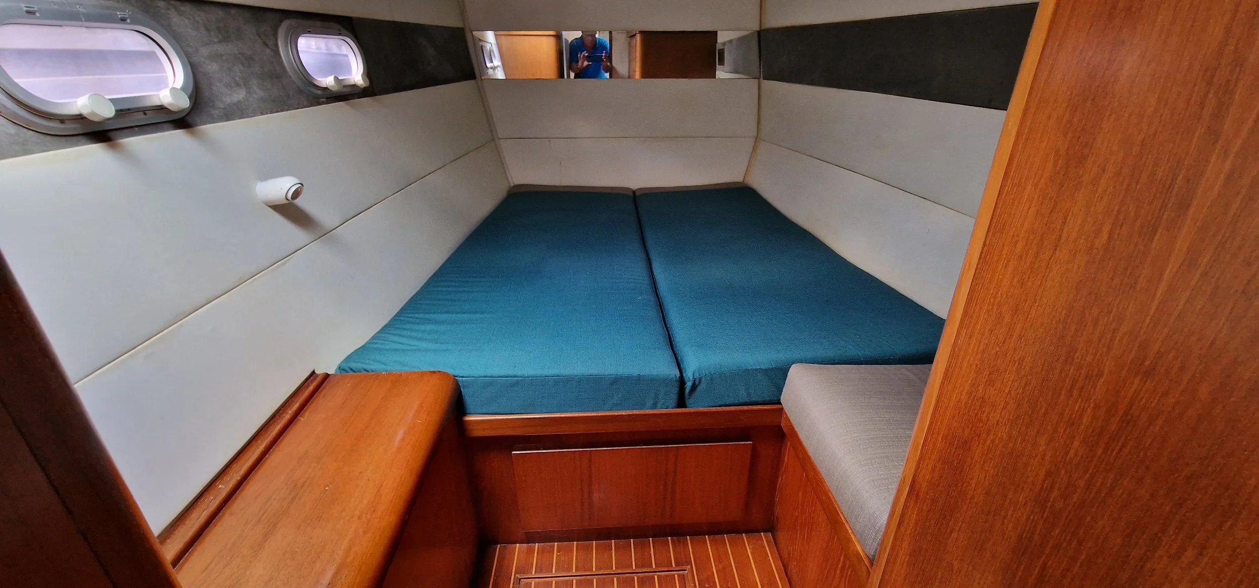 FOR SALE / LAMBADA: Lagoon 47 VPLP Catamaran. VPLP, JTA, Jeanneau Techniques Avancées, Van Peteghem/Lauriot-Prevost, Classic Cruising Catamaran, Classic Lagoon