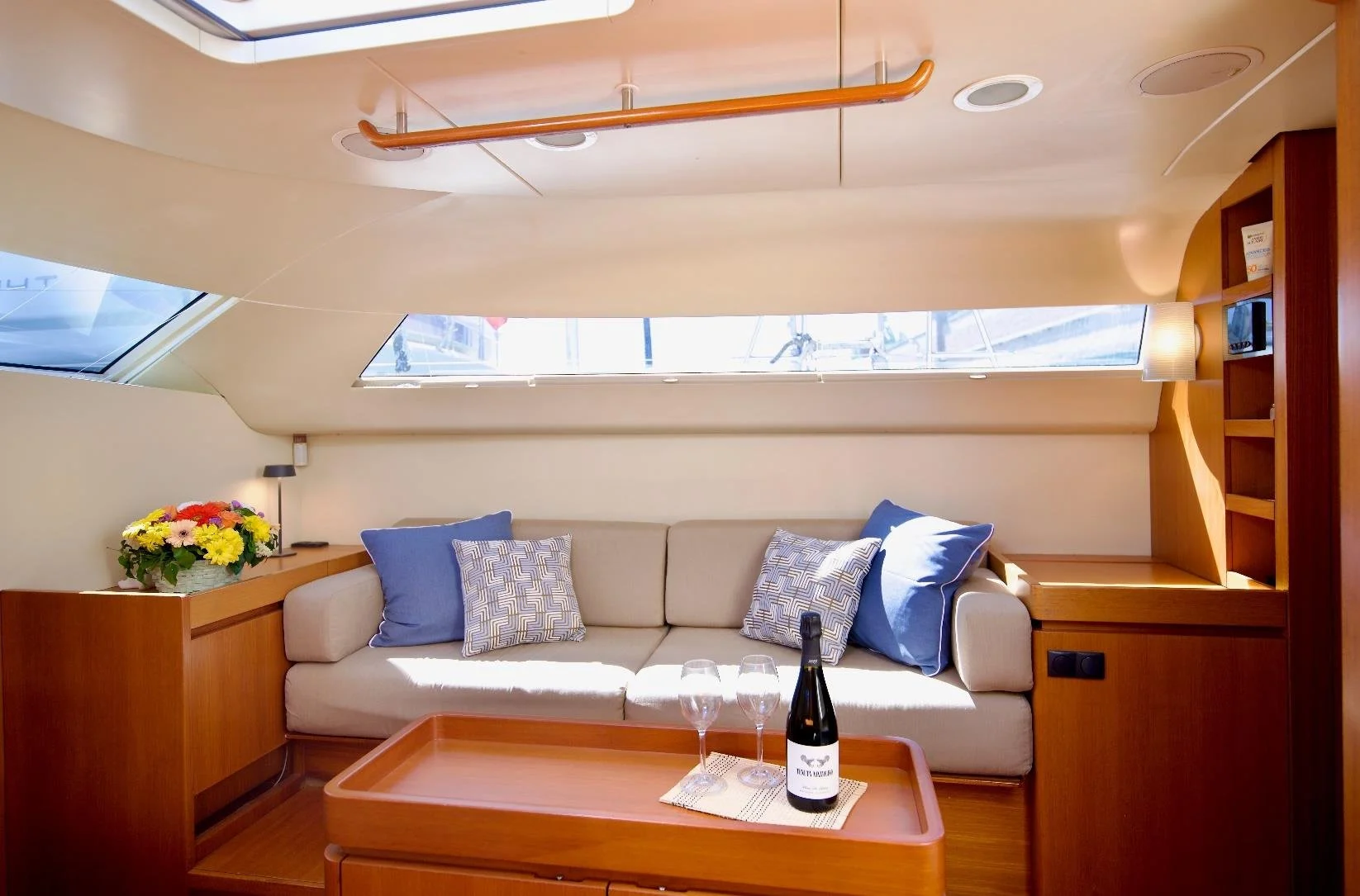 FOR SALE / LA LOÉVIE SWAN 76 DS, La Loévie, Nautor Swan 76 DS w/ Lifting Keel, Luca Brenta Yacht Design, Carbon Fiber High Performance Sailing Yacht