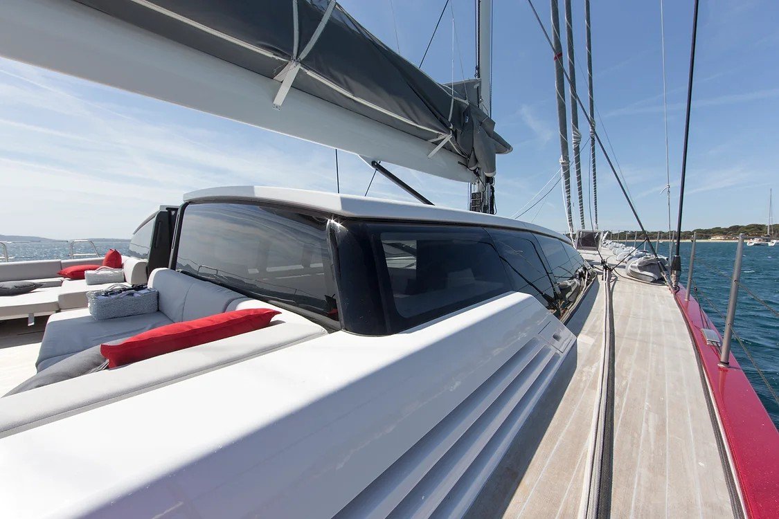 FOR SALE / NOMAD IV: Maxi Dolphin FC³ 100, Nomad IV, Maxi Dolphin, MD100, Finot-Conq, Pierre Frutschi, Pierre Forgia, Luca Botter, FC3 100, FC100, FC³ 100, Fast Cruising Yacht, Luxury Cruiser, Performance Monohull, Luxury Yacht, Superyacht