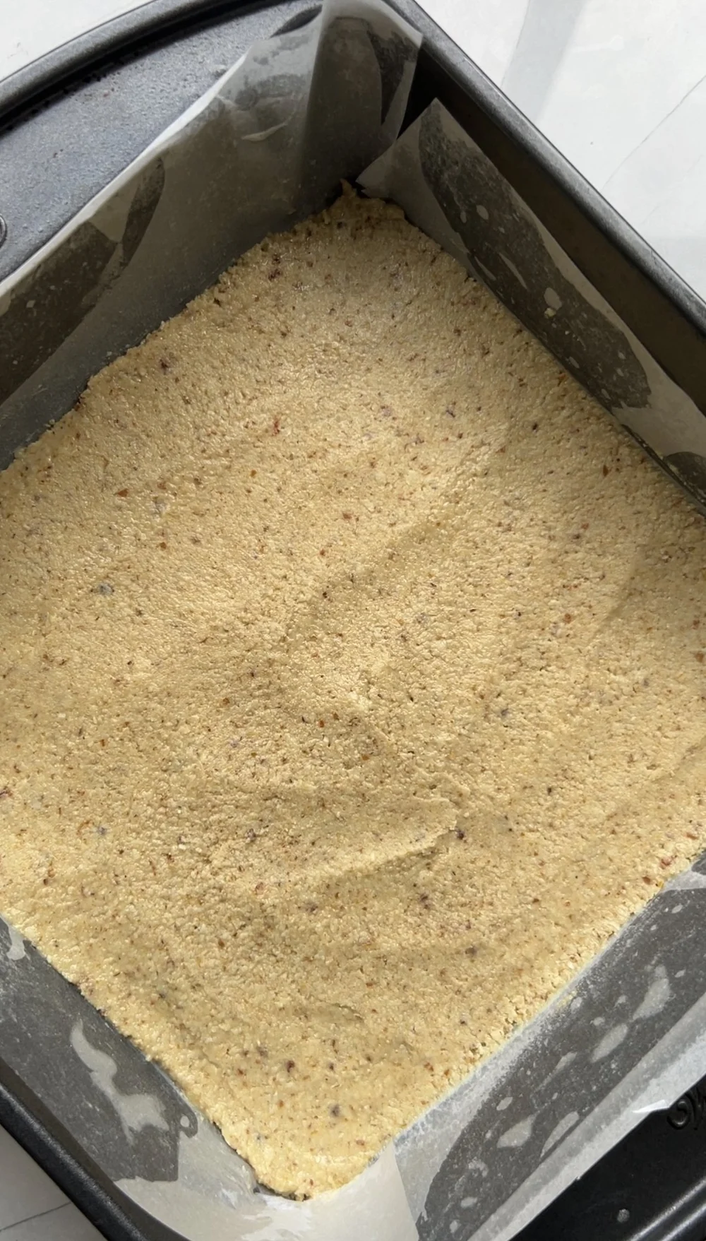 PB-and-jelly-protein-bar-recipe-good-life-juice5.PNG