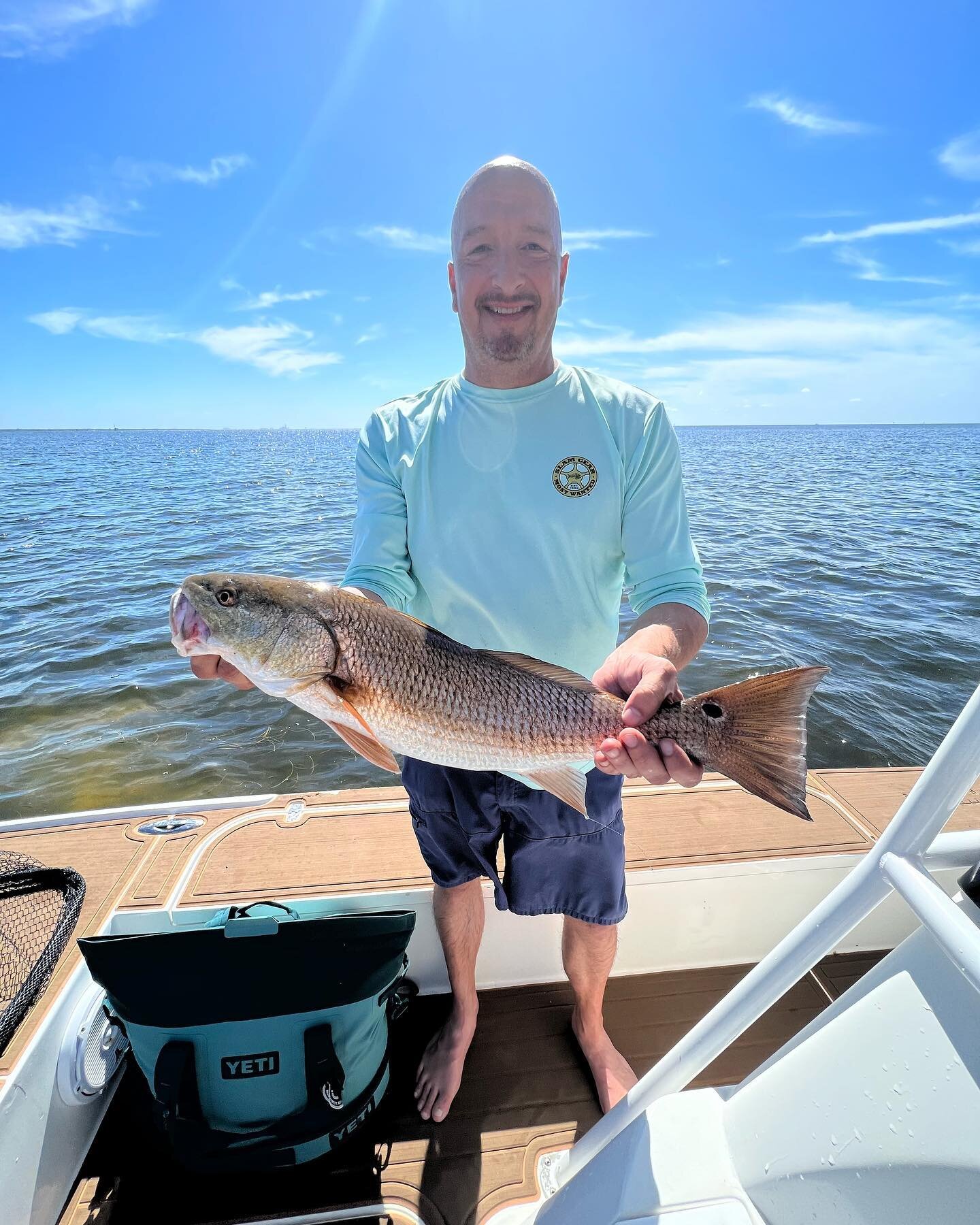 Fall is here and the redfish are biting.🎃🍁 
I have a few more days available in October. Hit me up if you want to get in on the action! ⬇️ 
https://www.fishtheburgcharters.com/