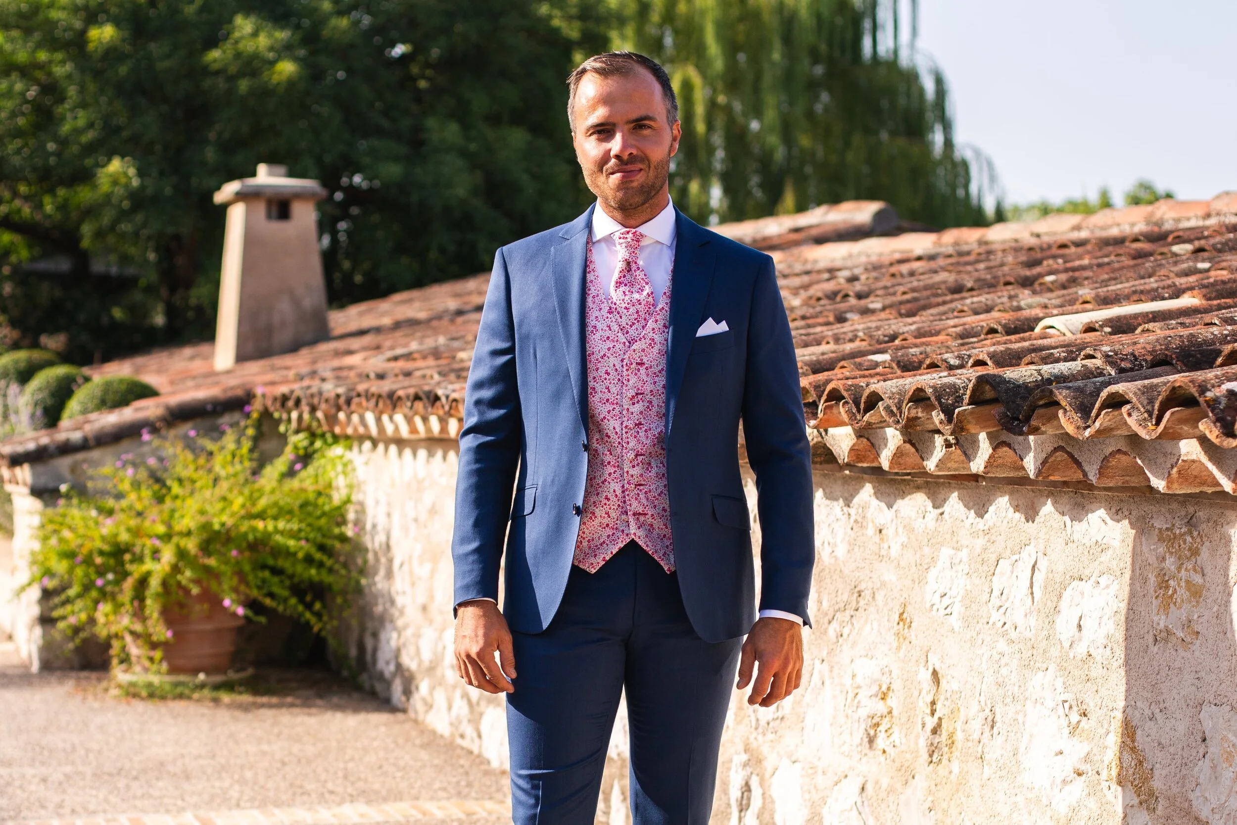Comment bien choisir son costume de mariage ? Les conseils et erreurs à éviter