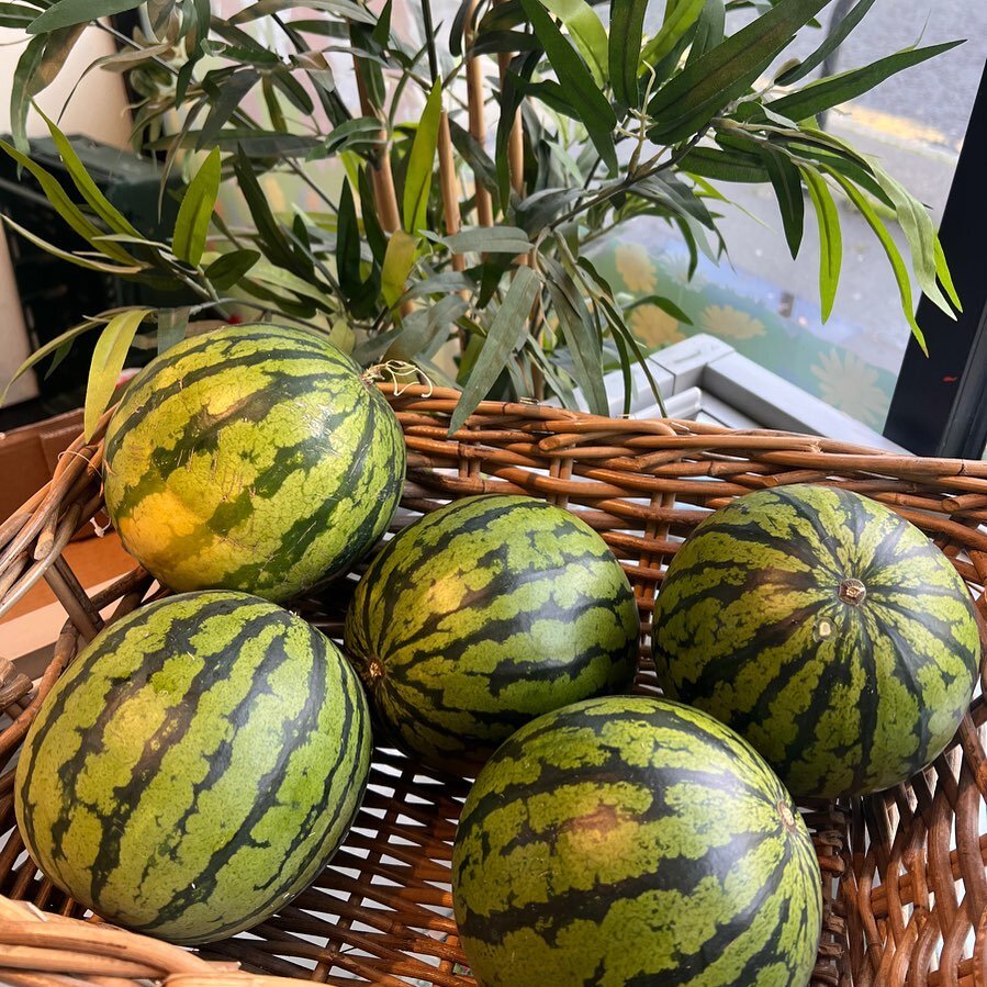 Fruit and veg delivery is here from @organicnorthwholesale feat. baby watermelons!! 🍉🍉🍉

#vegan #veganliverpool #veganfood #organic