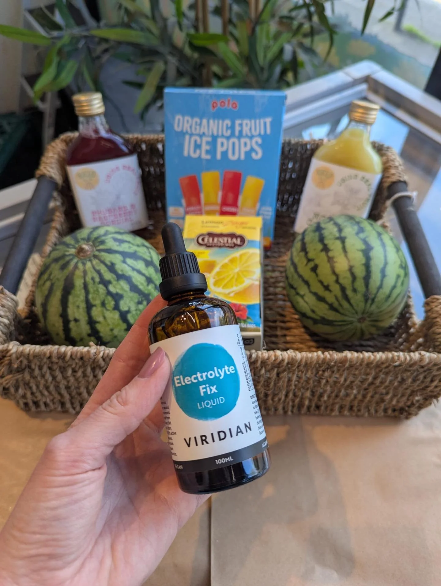 Rehydration - part two ☀️💦
Hot weather vegan essentials to stay cool and refreshed on these sunny days! 💜✨🥕