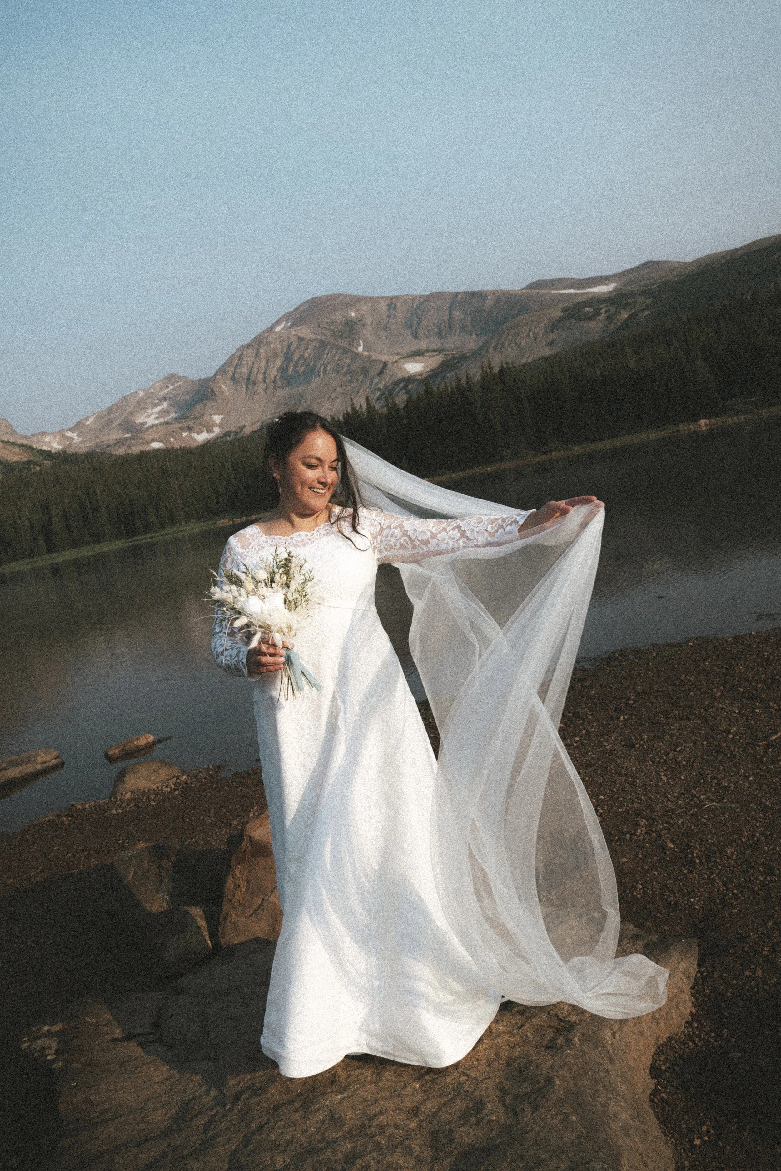 Elope in the mountains near Denver, Colorado