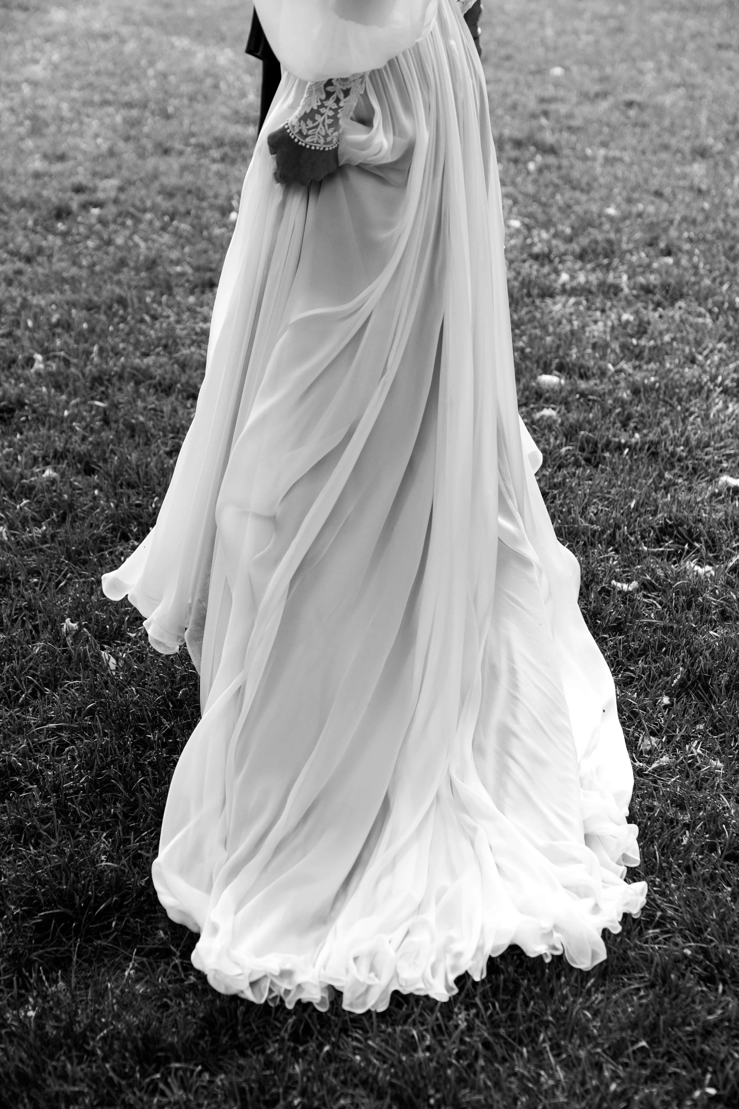 Erin & Dom - SP-08109.jpg