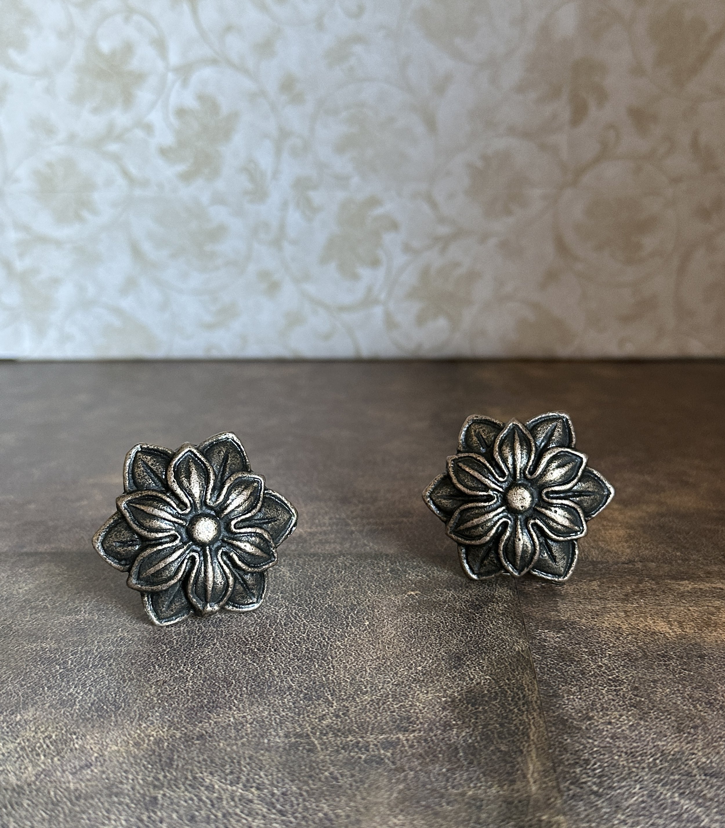 Knob_Flower_Inventory1.1.jpg