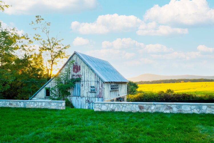 ComusInn_Barn_6.jpeg