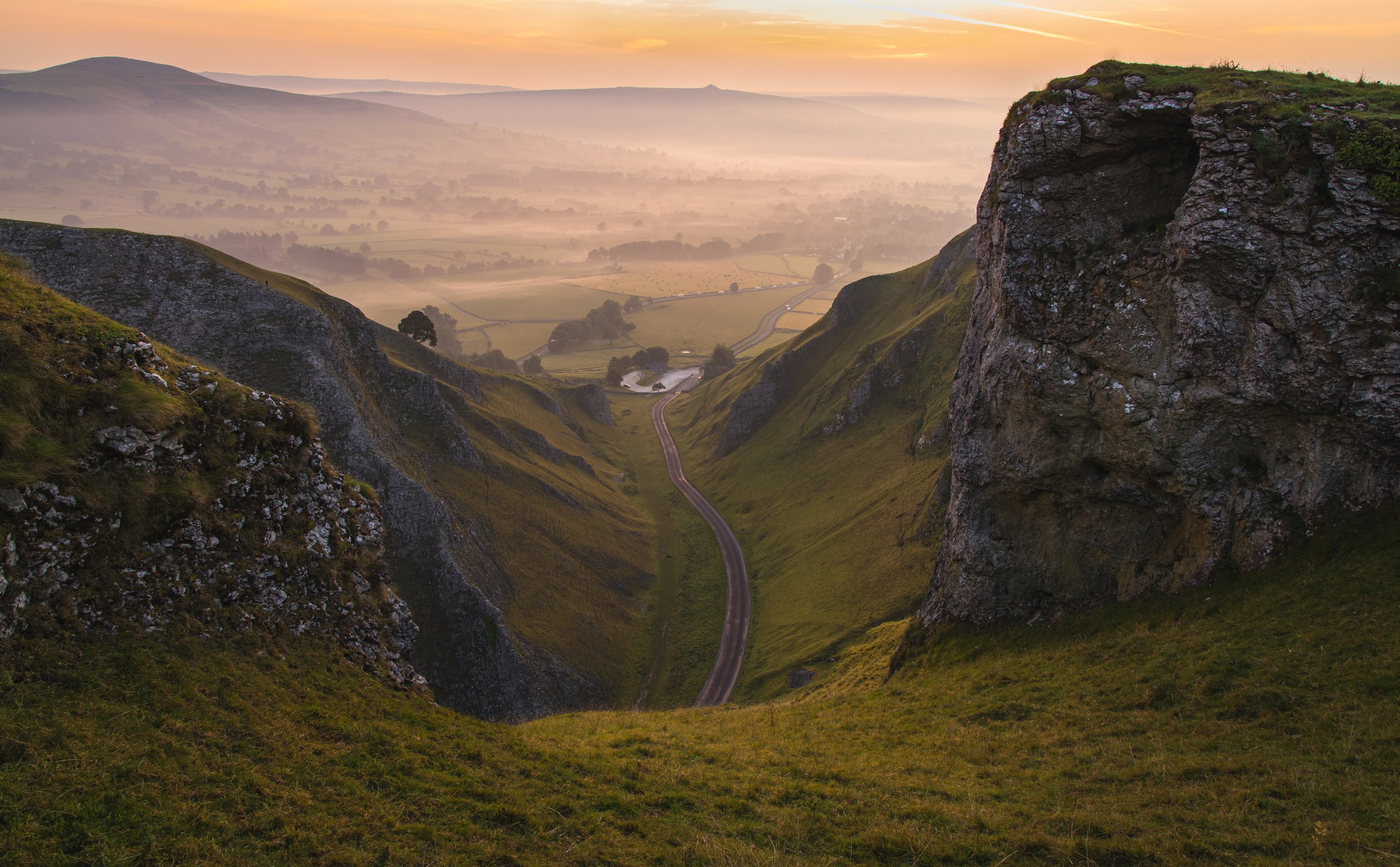 Winnats Pass.jpg