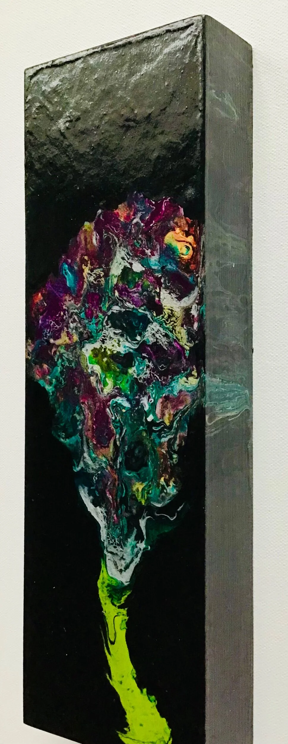 90713C85-0564-45CE-842B-403044D6BF8A