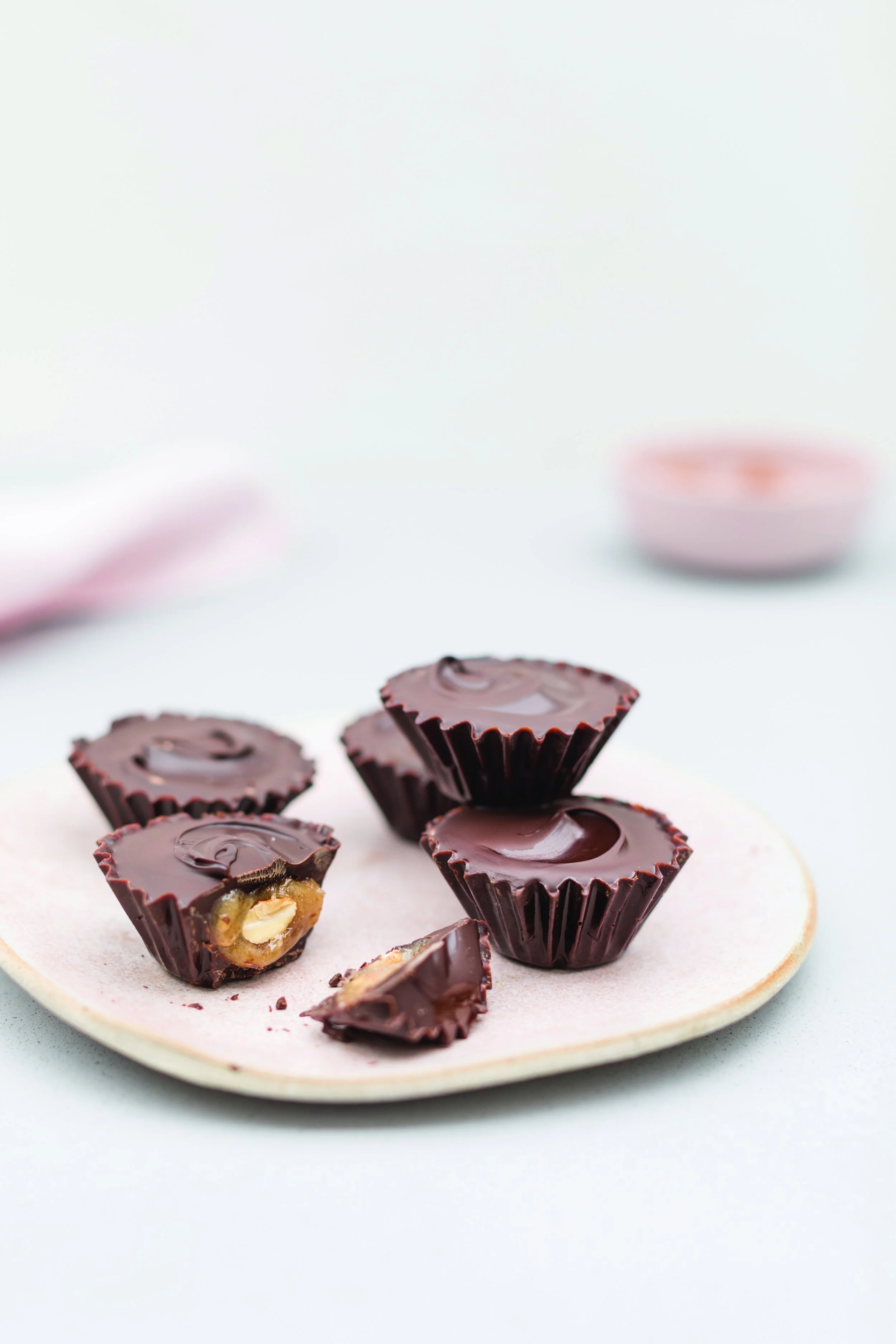 SALTED CARAMEL CHOCOLATE CUPS