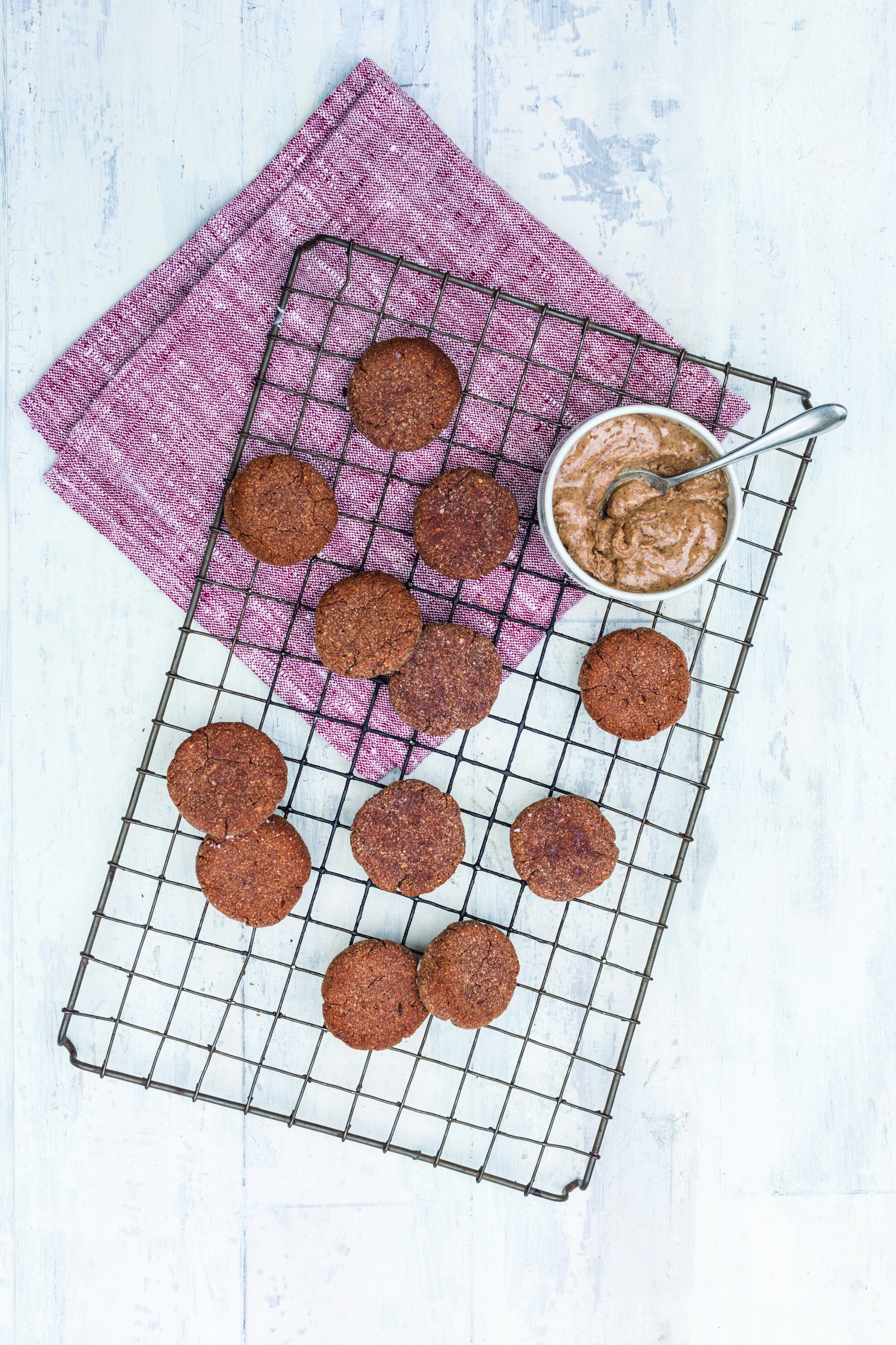 CACAO, COCONUT AND CHIA COOKIES