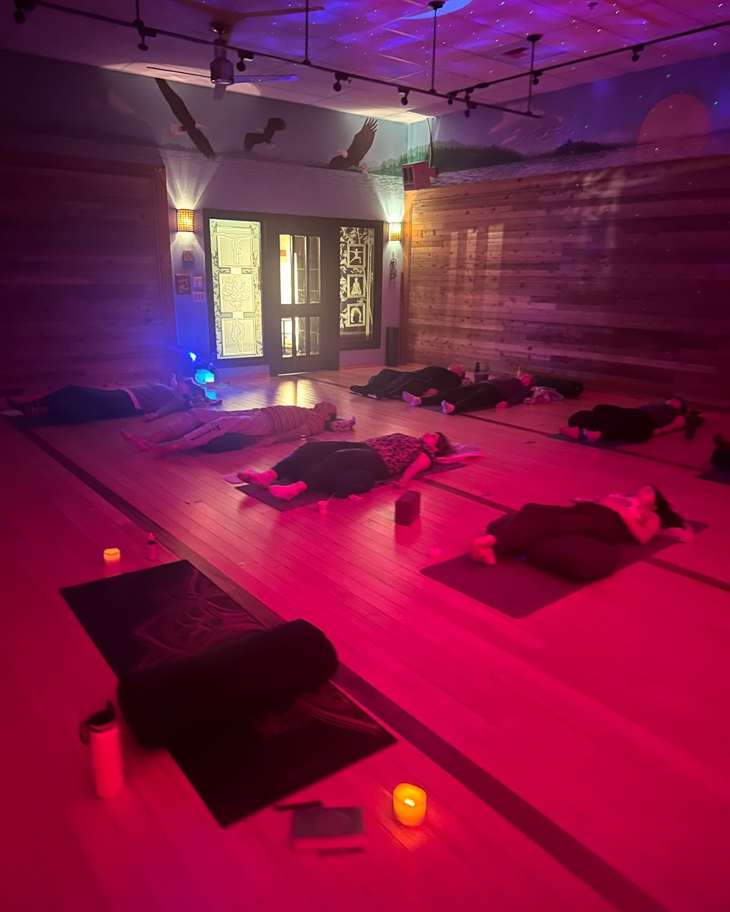 Tonight&rsquo;s chakra balancing yoga workshop and sound bath was a vibe! Grateful for @lakeview_yoga_kenmore for hosting us 🧘🏽&zwj;♀️