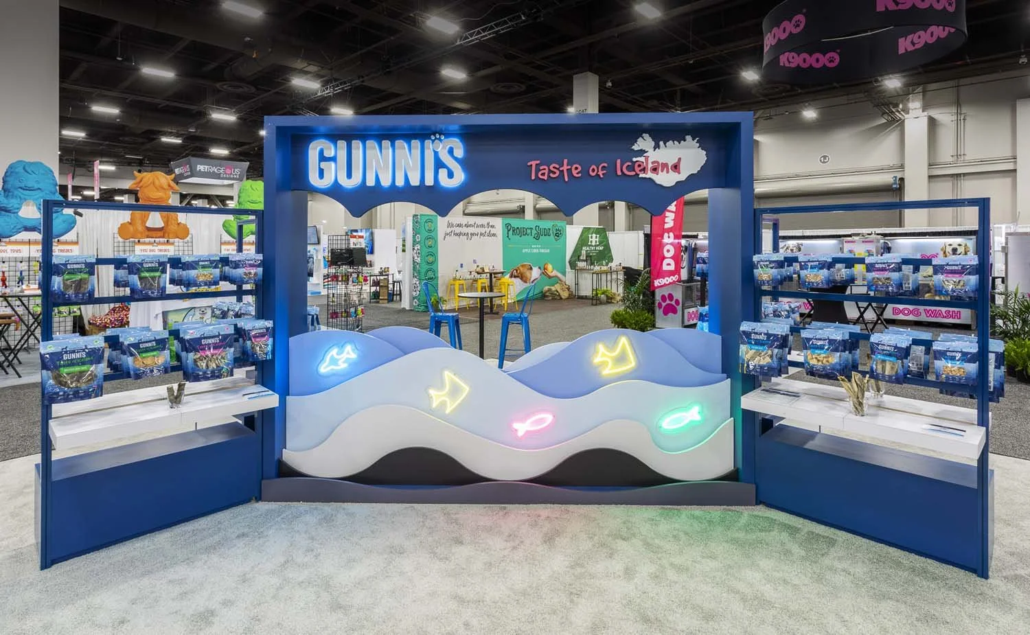 The Trade Show Booth Debate: Open or Closed? Unpacking the Pros and Cons