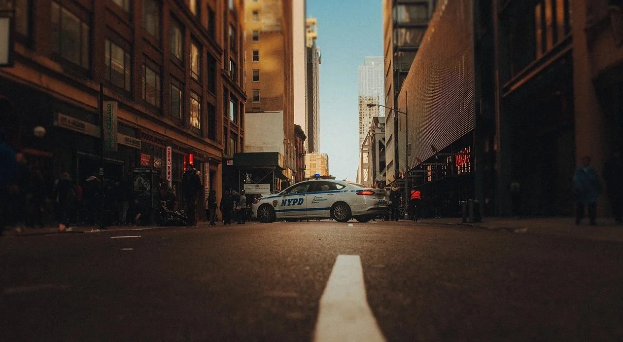 ODE TO BREATHLESS CITIZENS