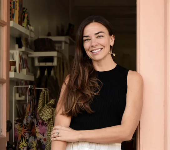 Finding Your Line: Contour Drawing with Lindsay Givens Casale