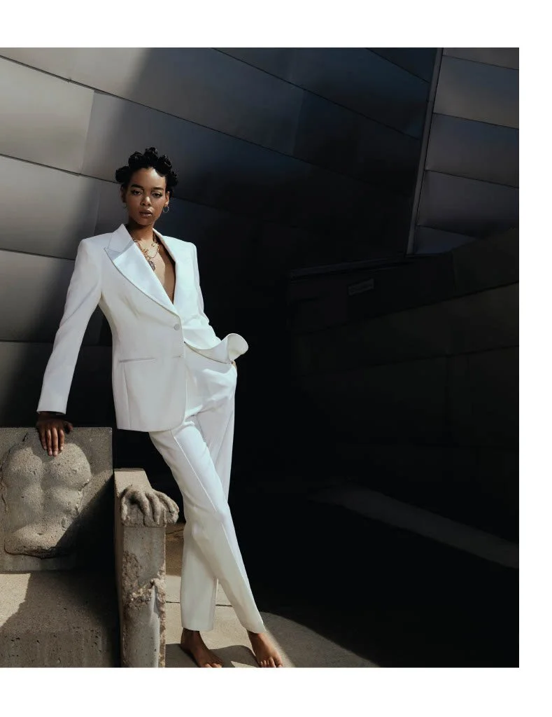 Feature_DAM Fashion V3 high res singles1024_6.jpg