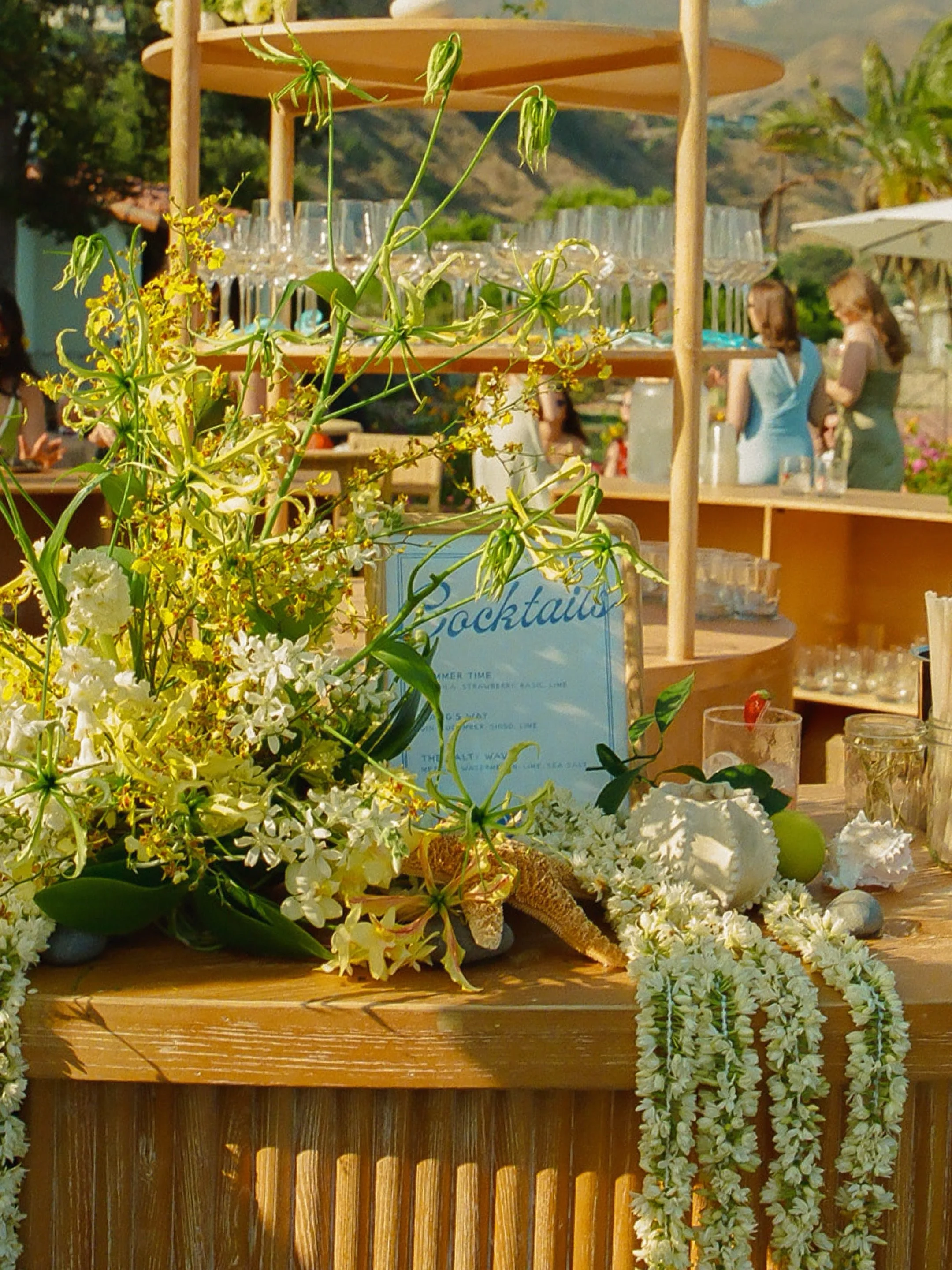 summer with alex / malibu, ca *︶

@alisonroseevents @cambriashelley @goodfloralco @premiere_rents @gordondanielsmusic @secondsong_official @hungrybearcatering @thewhalingclub @alanajonesmann @anthologybridal @makeupbyemilydimant @adamsonhousewedding