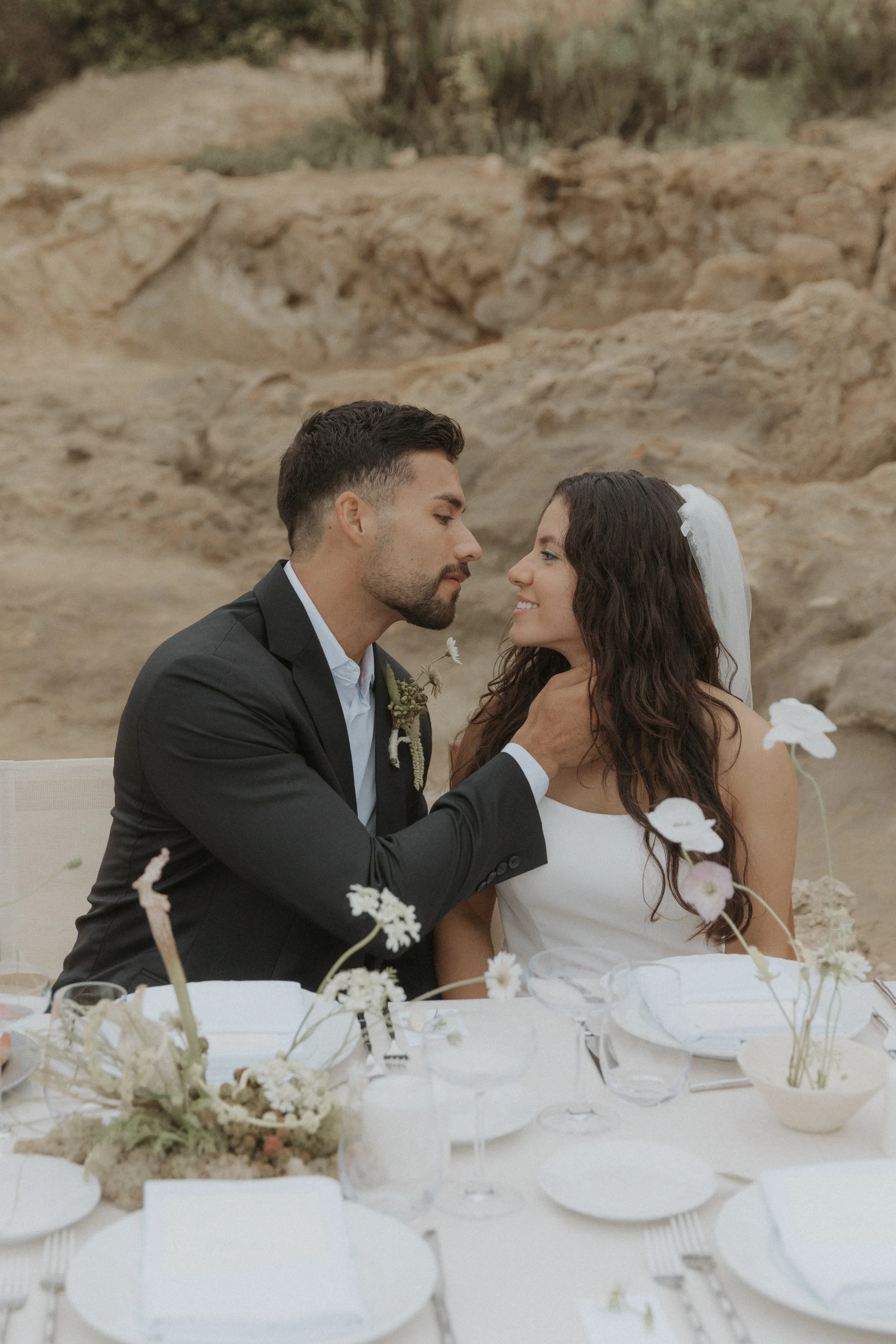 newport_beach_elopement_sneak_peeks6.jpg