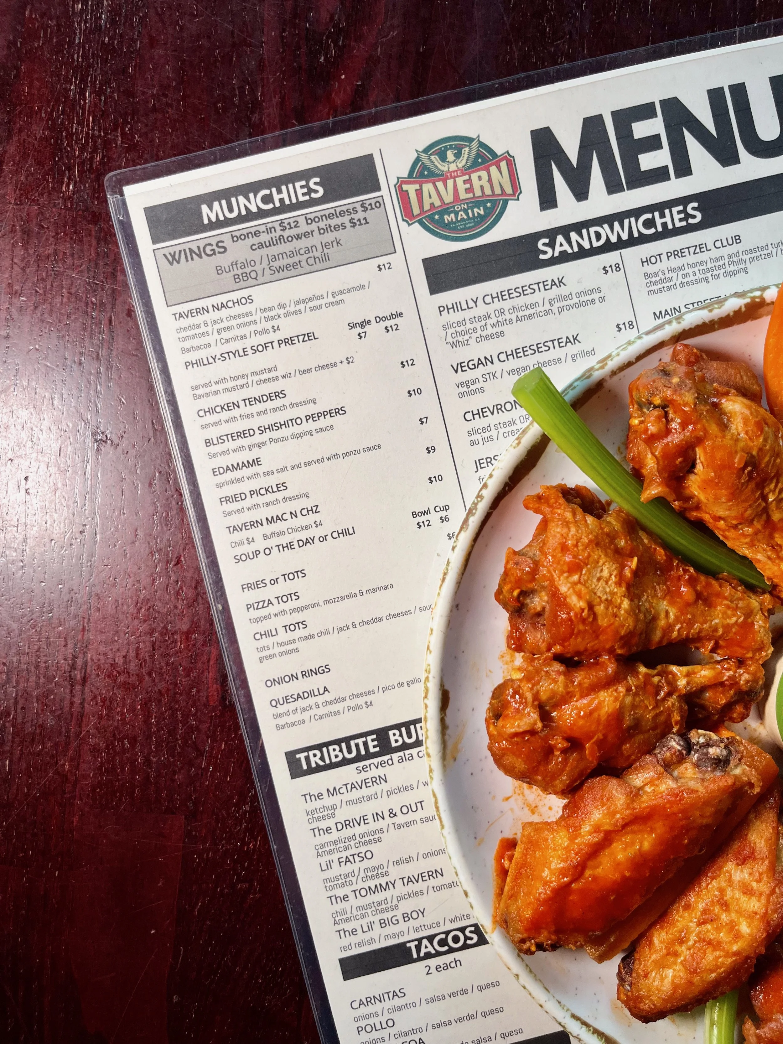 6_Tavern_Hotwings-3.jpeg