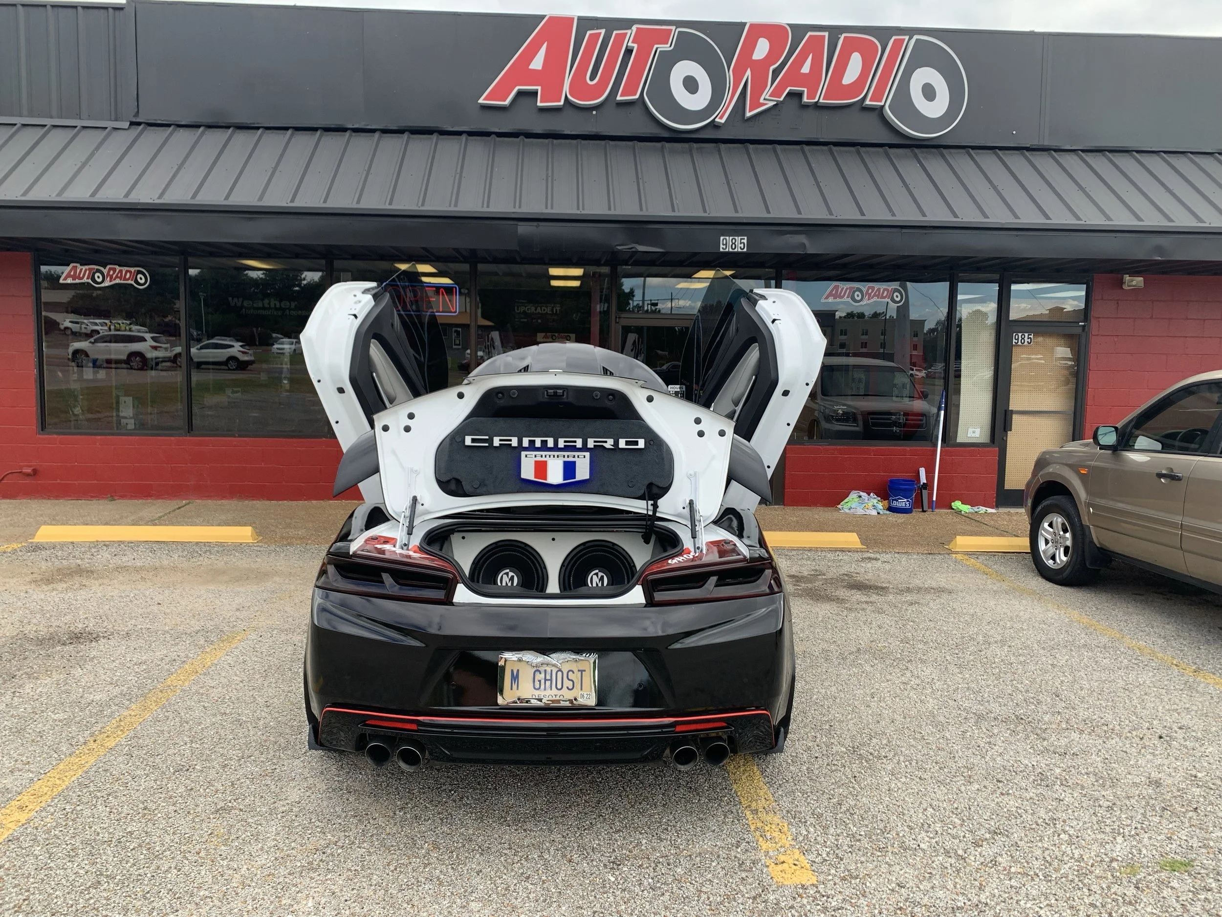 Auto Radio Tint & Audio Shop Horn Lake MS Ceramic Tint Car Security Remote Starts