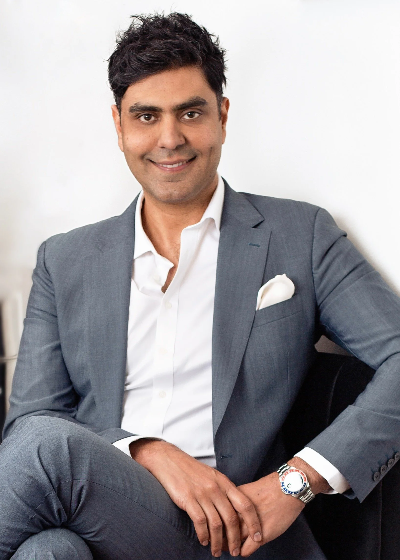 Dr Ehsan Jadoon