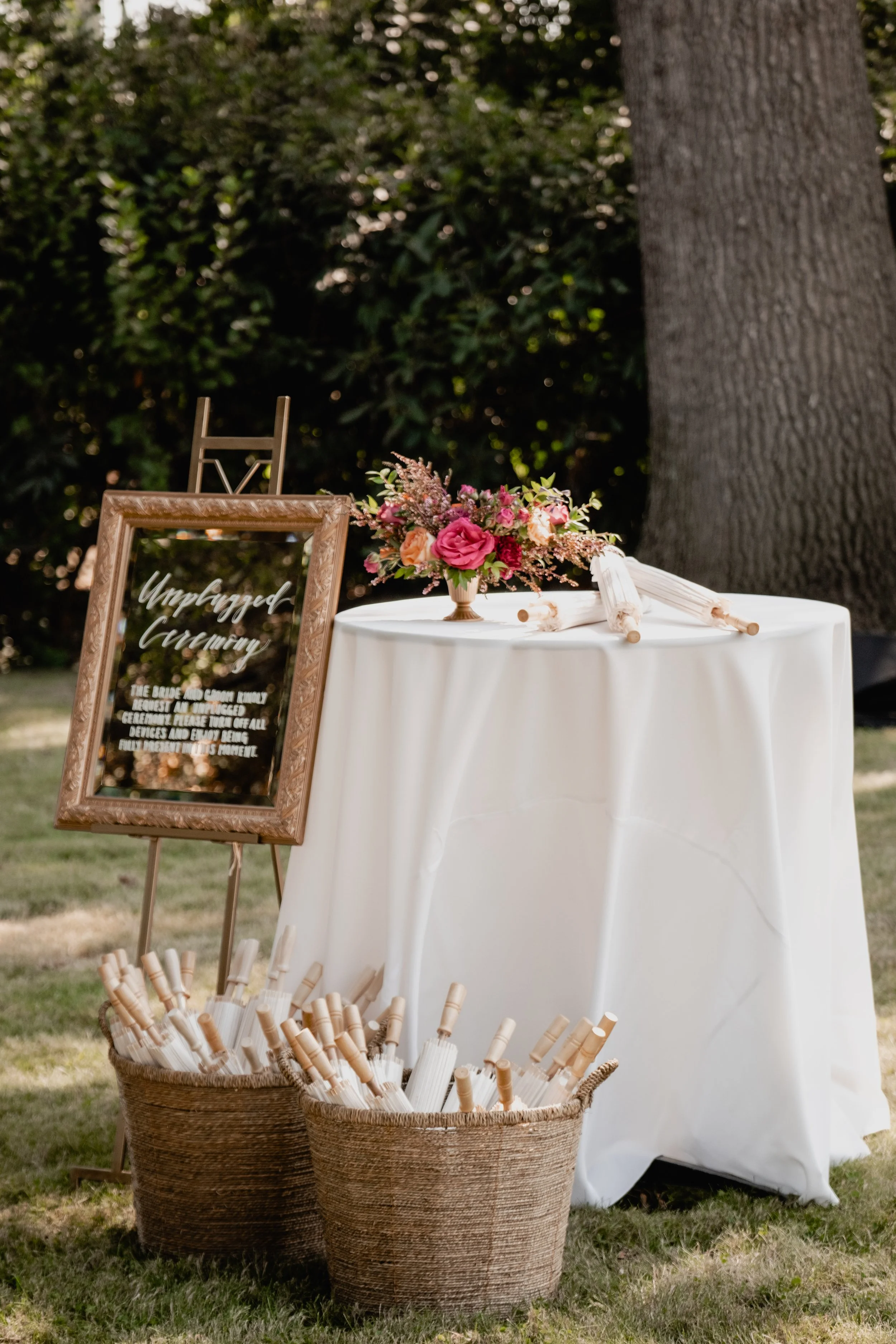 Unplugged ceremony wedding mirror sign | Northern California wedding signage | Modesto calligrapher | Lodi calligrapher | San Francisco Bay Area calligrapher | Wedding signage ideas