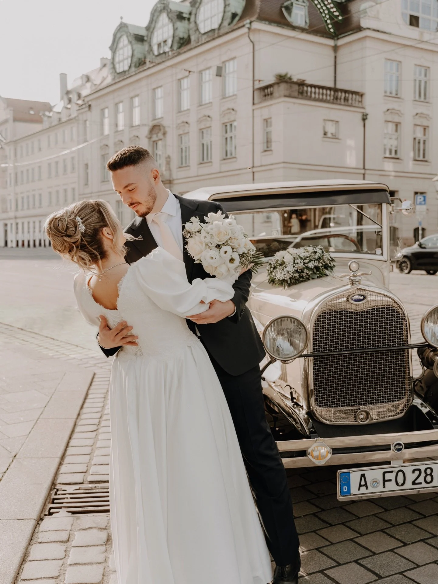 Zemane + Sead ✨
.
.
.
.
#wedding #bride #groom #weddingday #weddingplanning #engagement #weddinginspiration #marriage #weddingphotography #weddingdress #weddingideas #weddingceremony #love #ido #bridal #weddingparty #weddingdecor #weddingcake #weddin