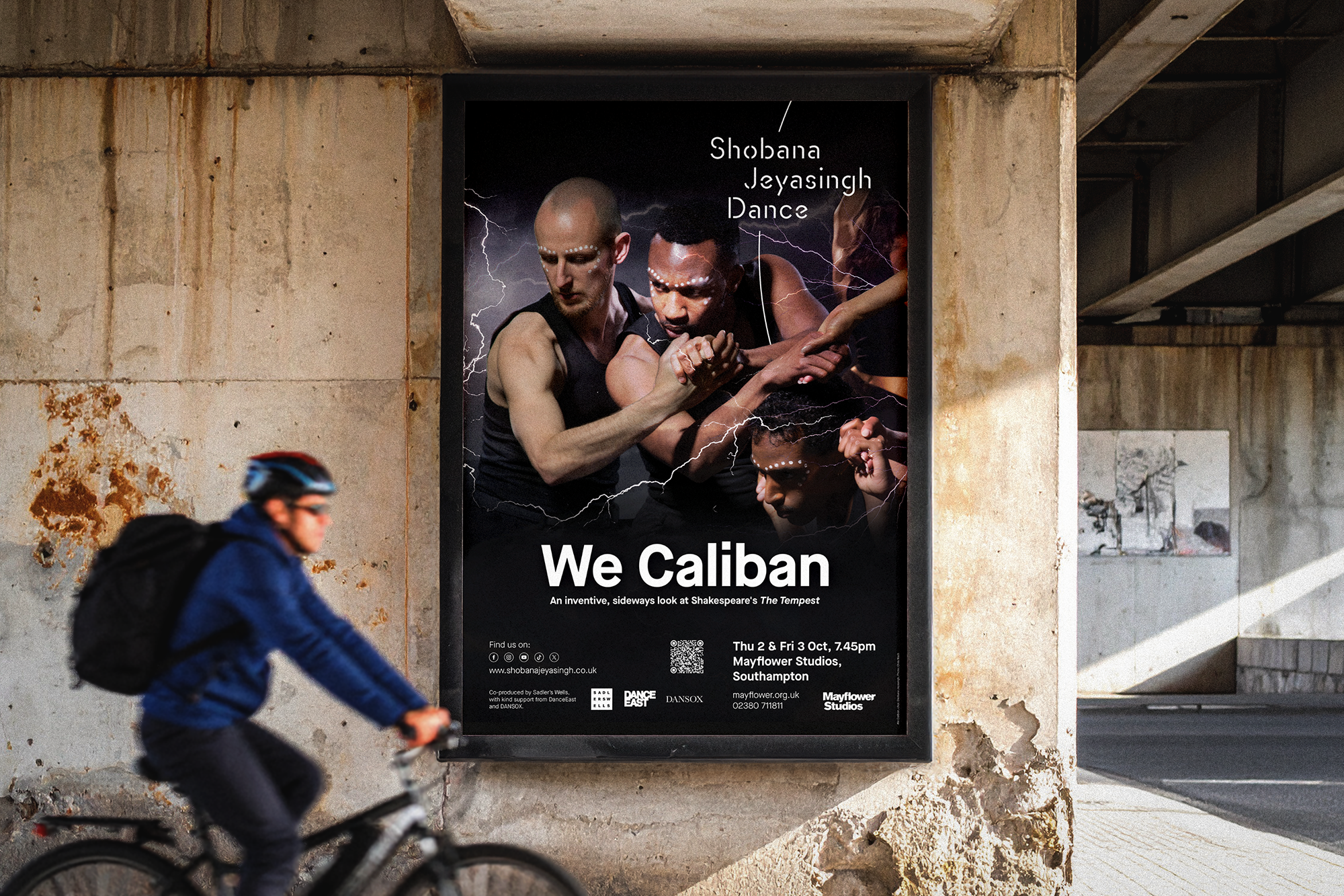 Street-Billboard-Mockup.png