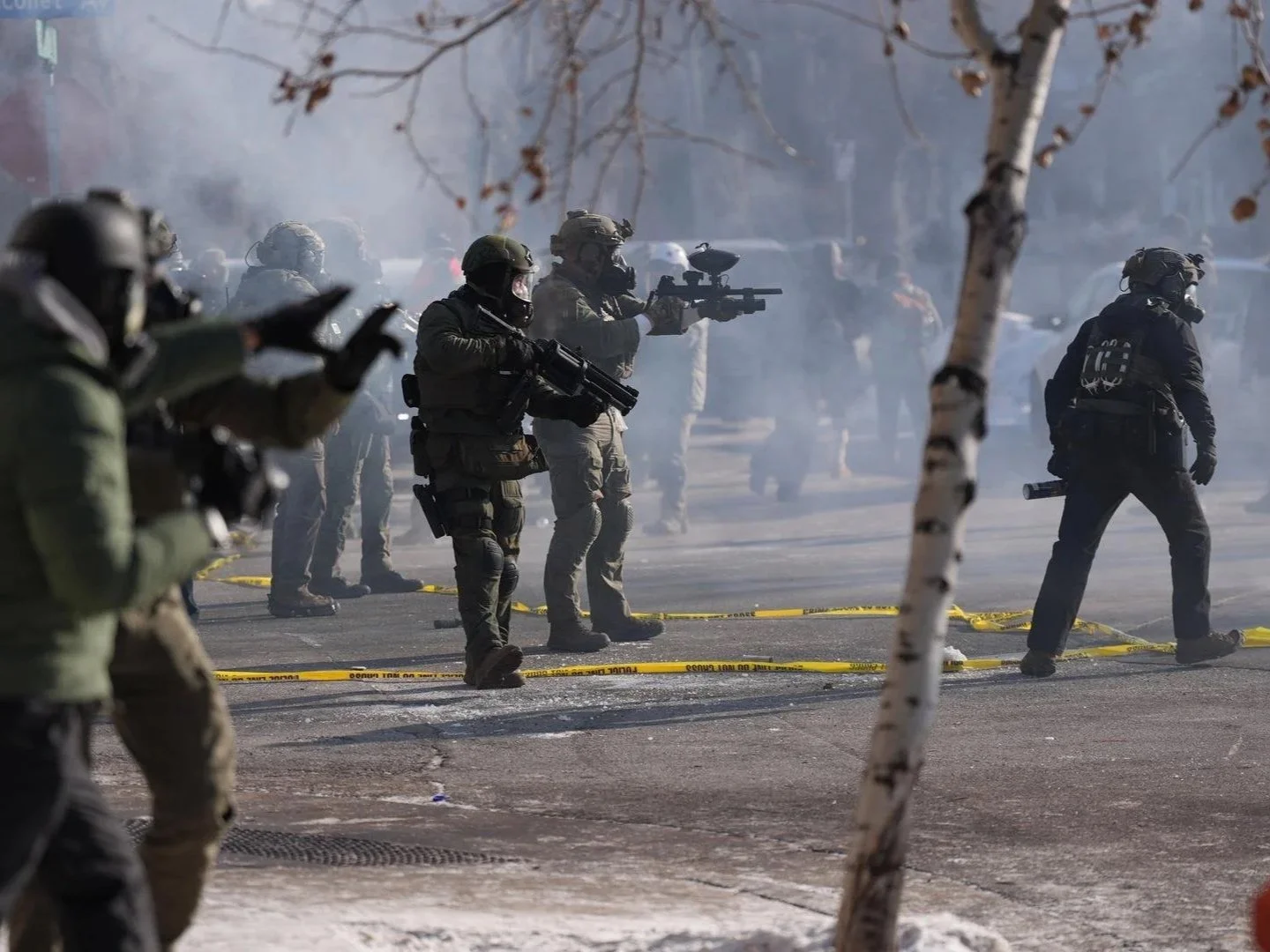 Die Schüsse von Minneapolis – Amerikas Weg aus der Demokratie (Online)