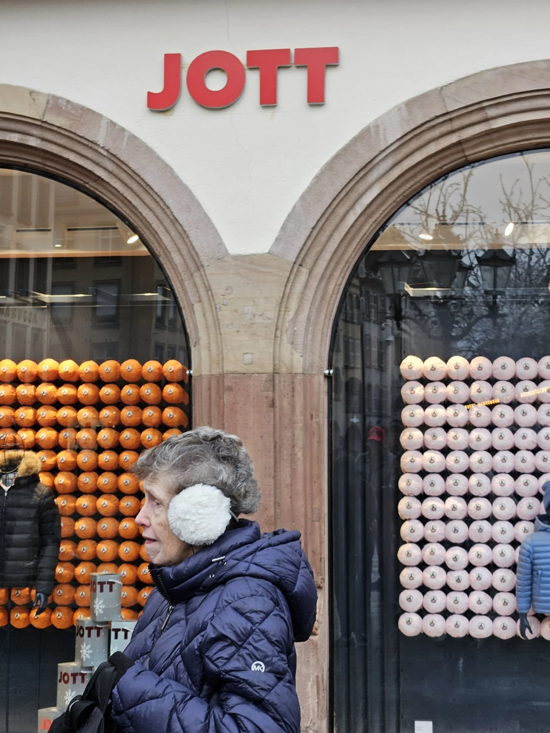 Going Around in Circles by Liz Fields