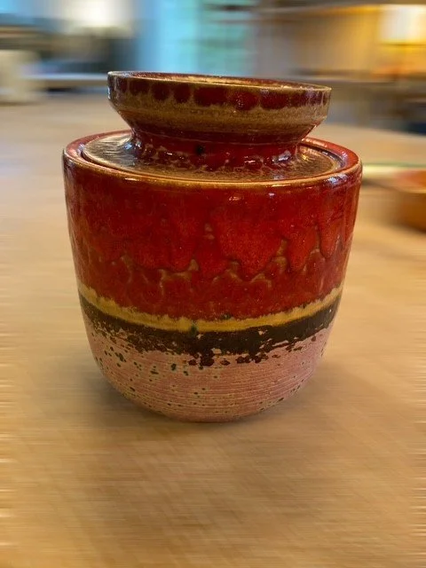 dekselpot rood roze.jpg