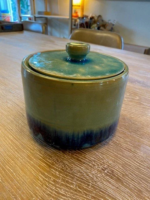 Turquase blauwe dekselpot.jpg