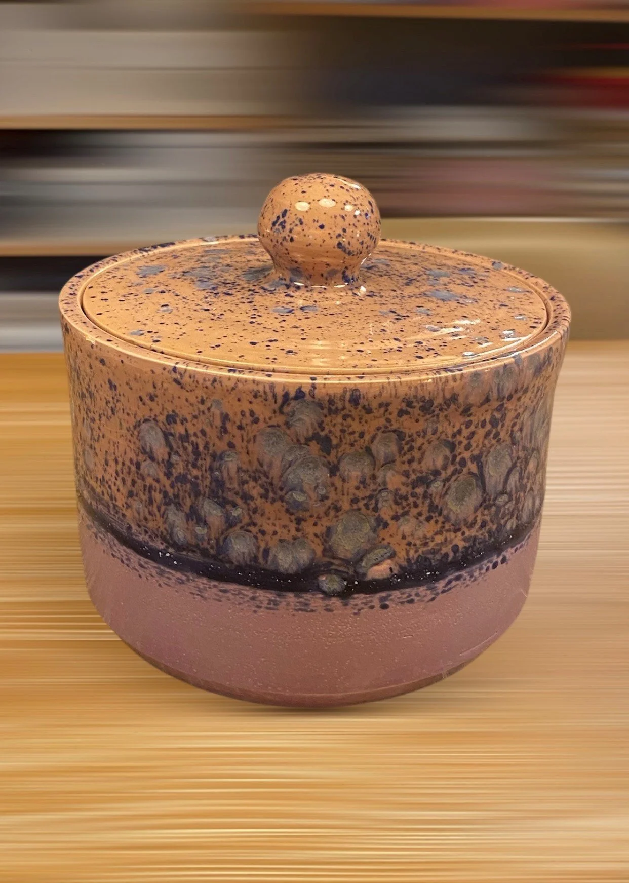 roze blauwe dekselpot.jpg