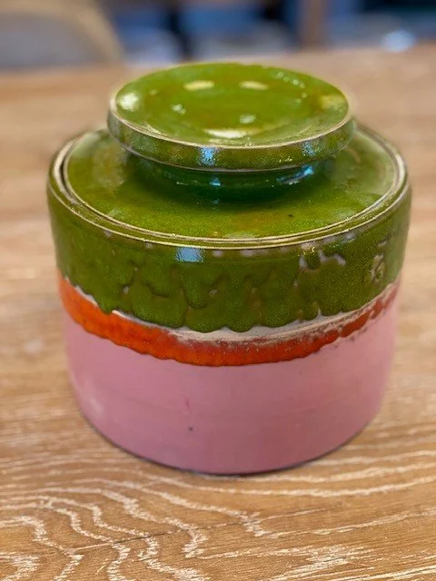 Dekselpot roze groen.jpg