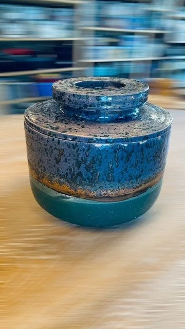 Grote dekselpot Turquase tiffany paars.jpg