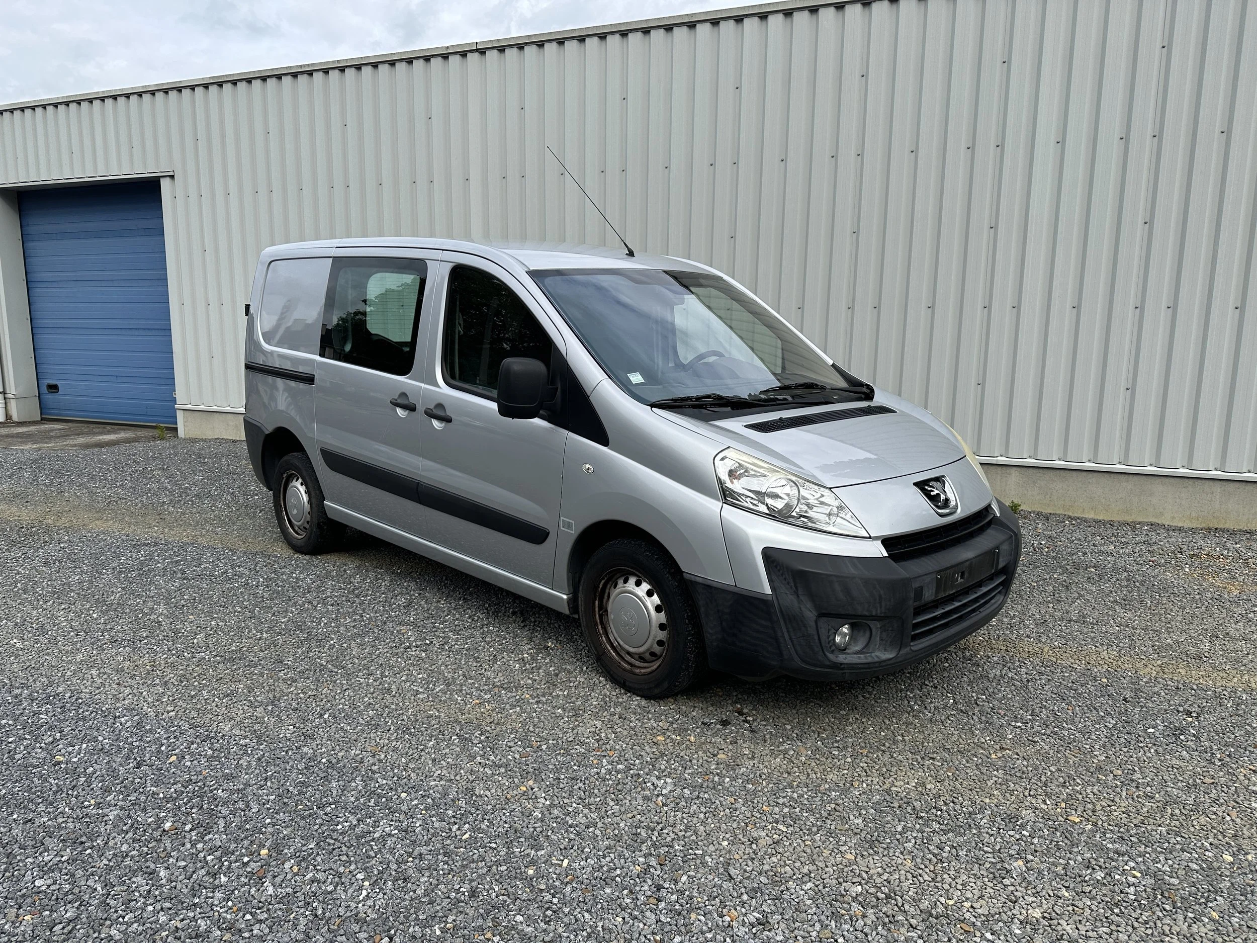 Peugeot Expert 2.0HDI lichte vracht 3 zitplaatsen