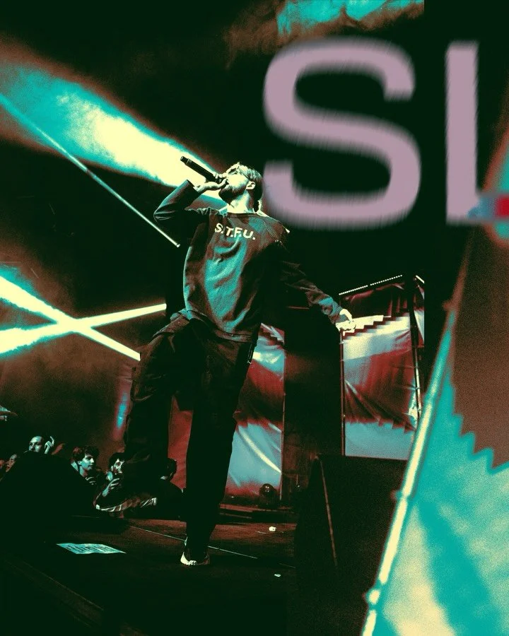 SLOWFLOW 
@slowflowanimal 

Random idea I had with some older pics🫡
Melted my laptop with 300gbs of temporary files