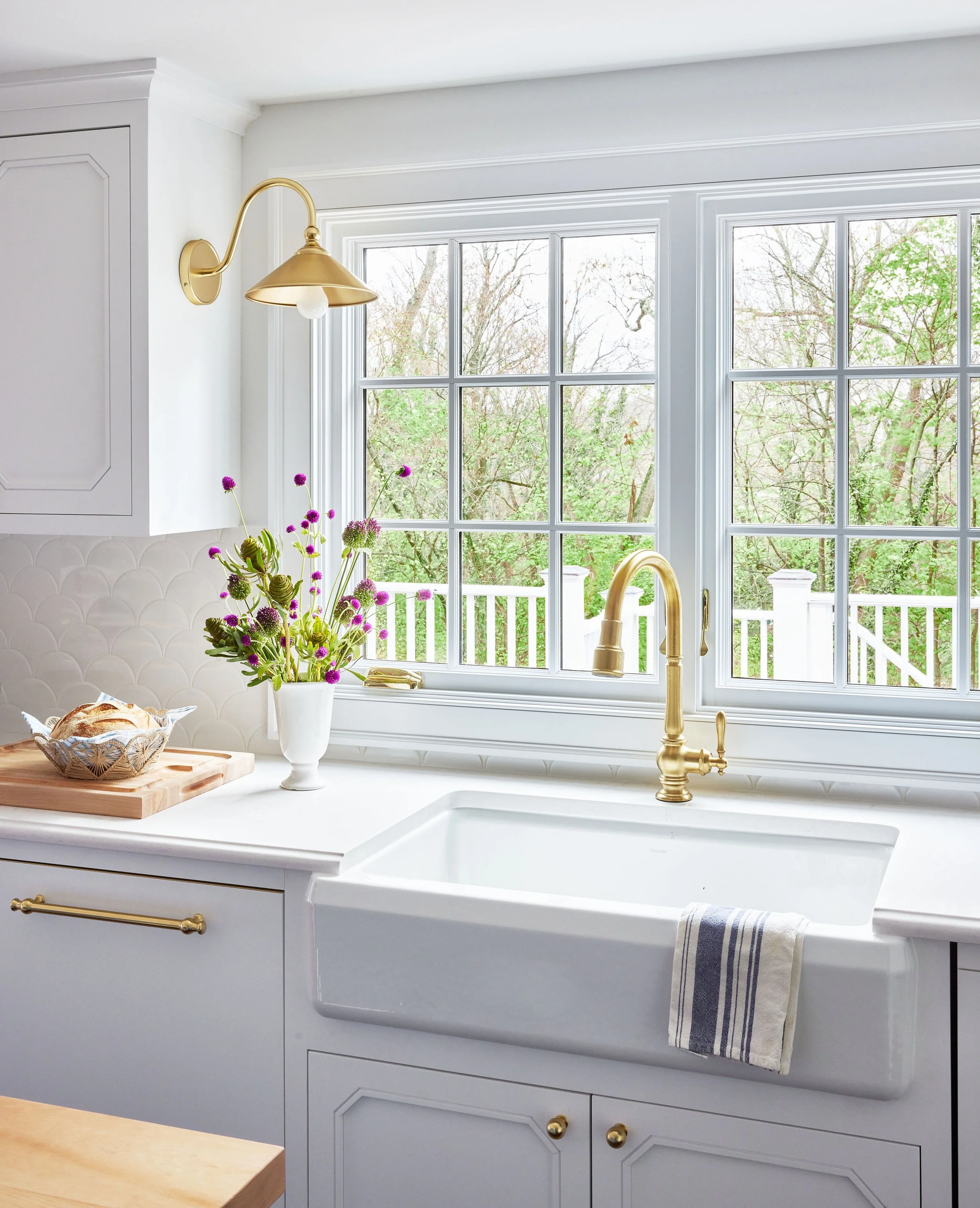 Kitchen, Kitchen Sink, Window View, Parker Bowie Larson, Interior Design, Laurel Hollow, Photography by Julia D'Agostino